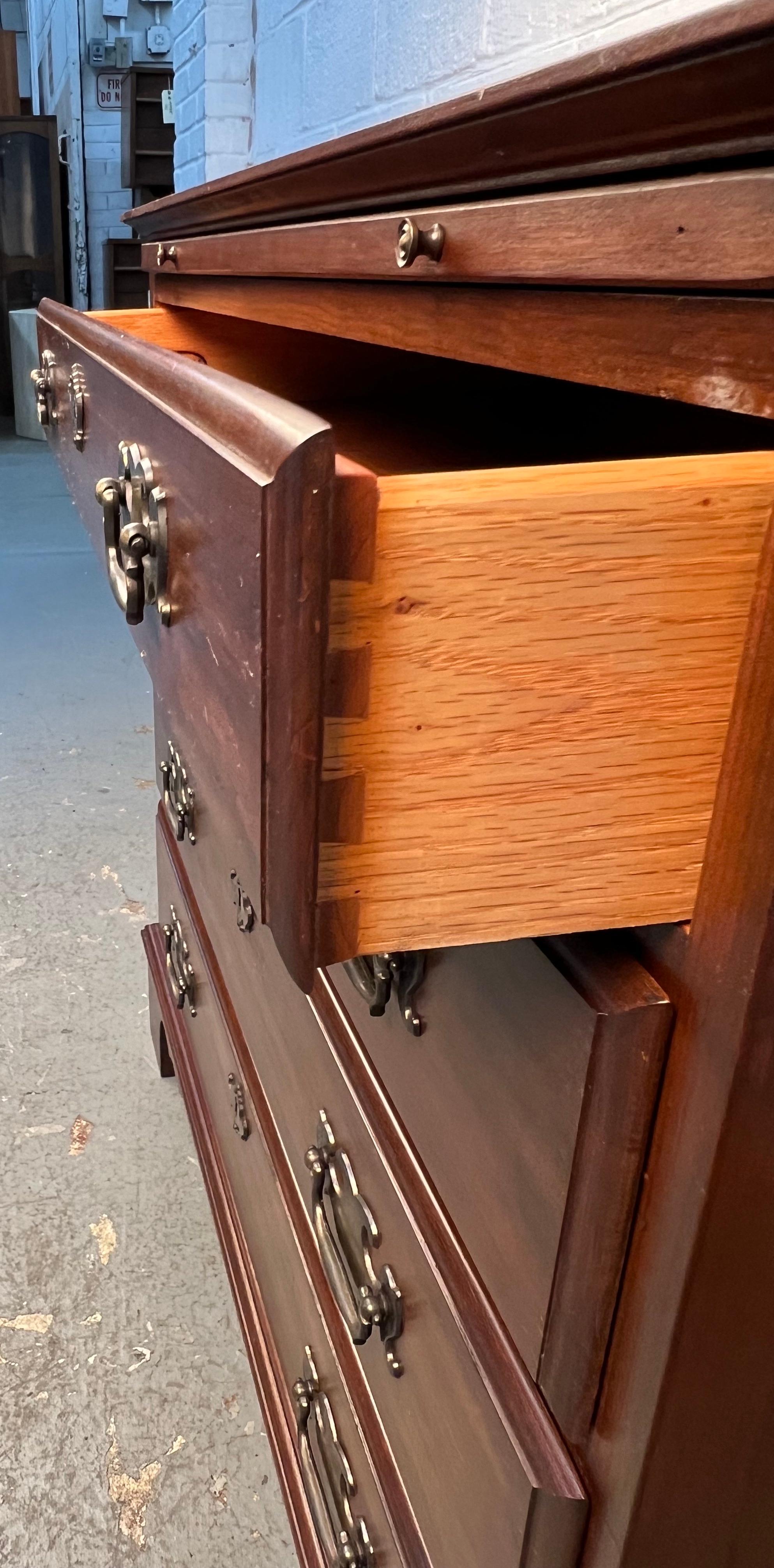 Legno Cassettiera di Pennsylvania House in vendita