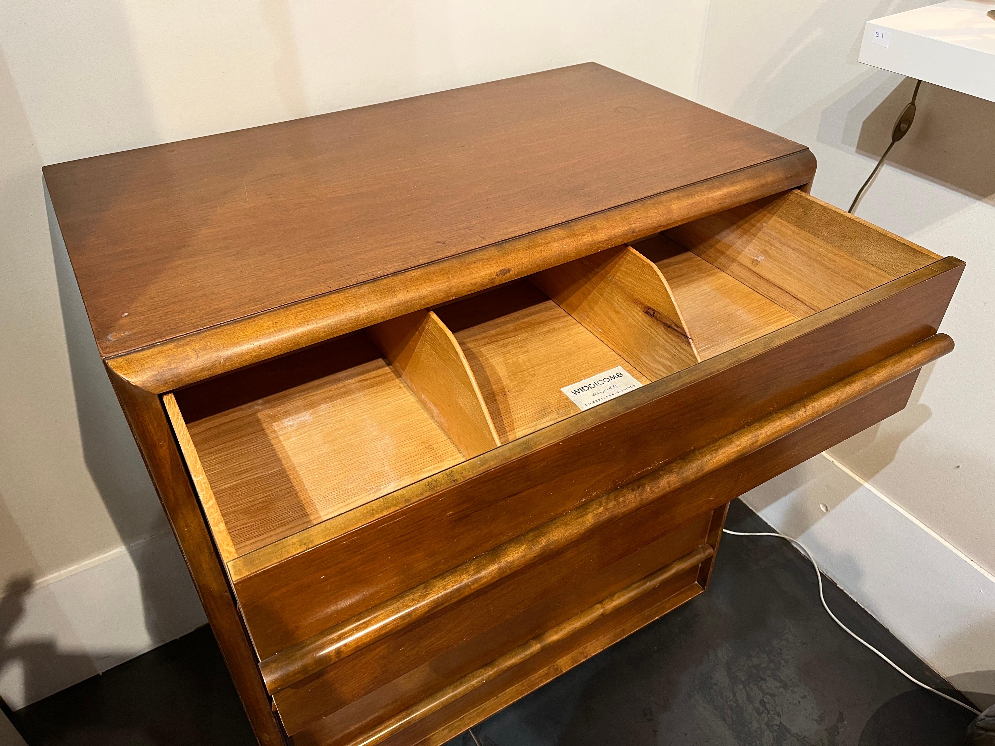Commode par AT&T. Robsjohn-Gibbings Bon état - En vente à SAINT-OUEN-SUR-SEINE, FR