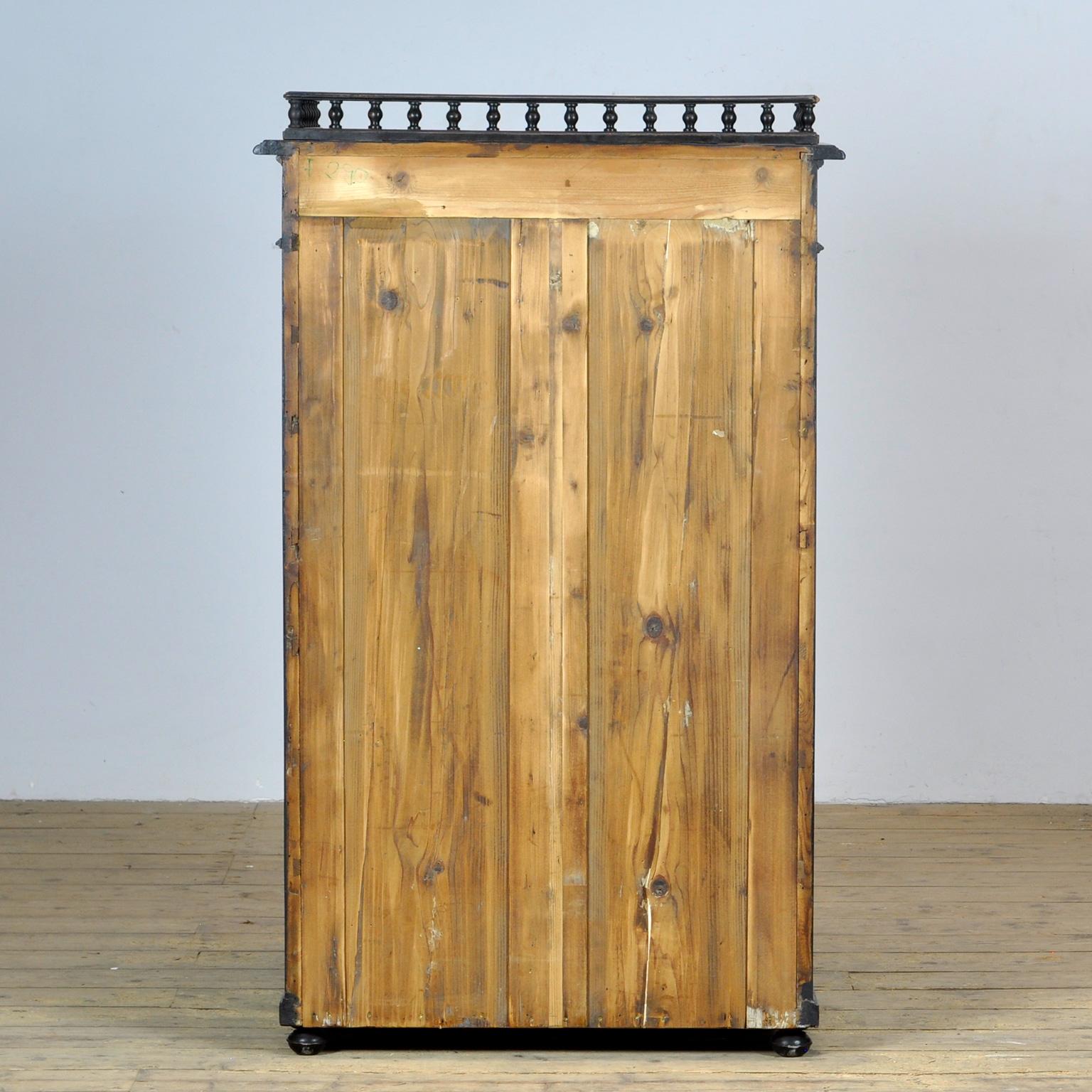 Chest Of Drawers, Circa 1910 For Sale 8