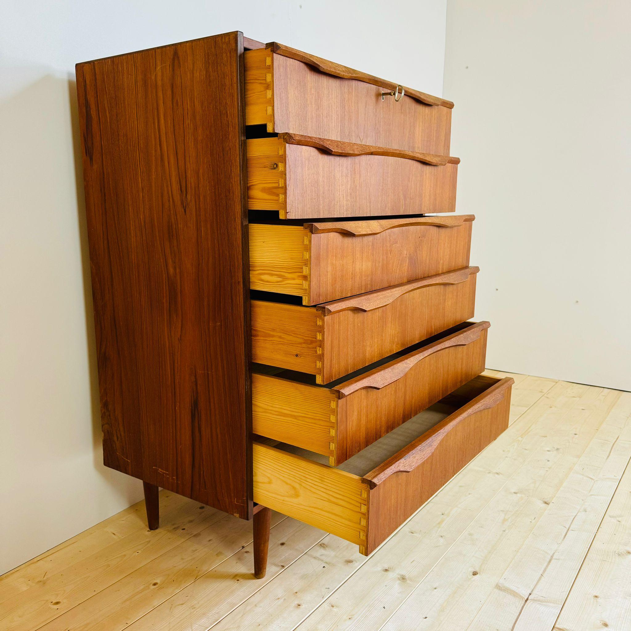 Chest of drawers, Denmark 1960s In condizioni buone in vendita a Torino, IT