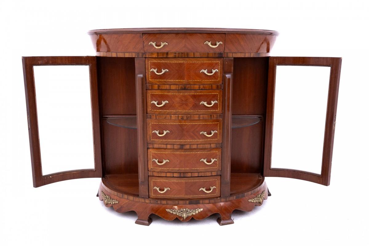 Chest of drawers - display cabinet, France, around 1920. In Good Condition For Sale In Chorzów, PL