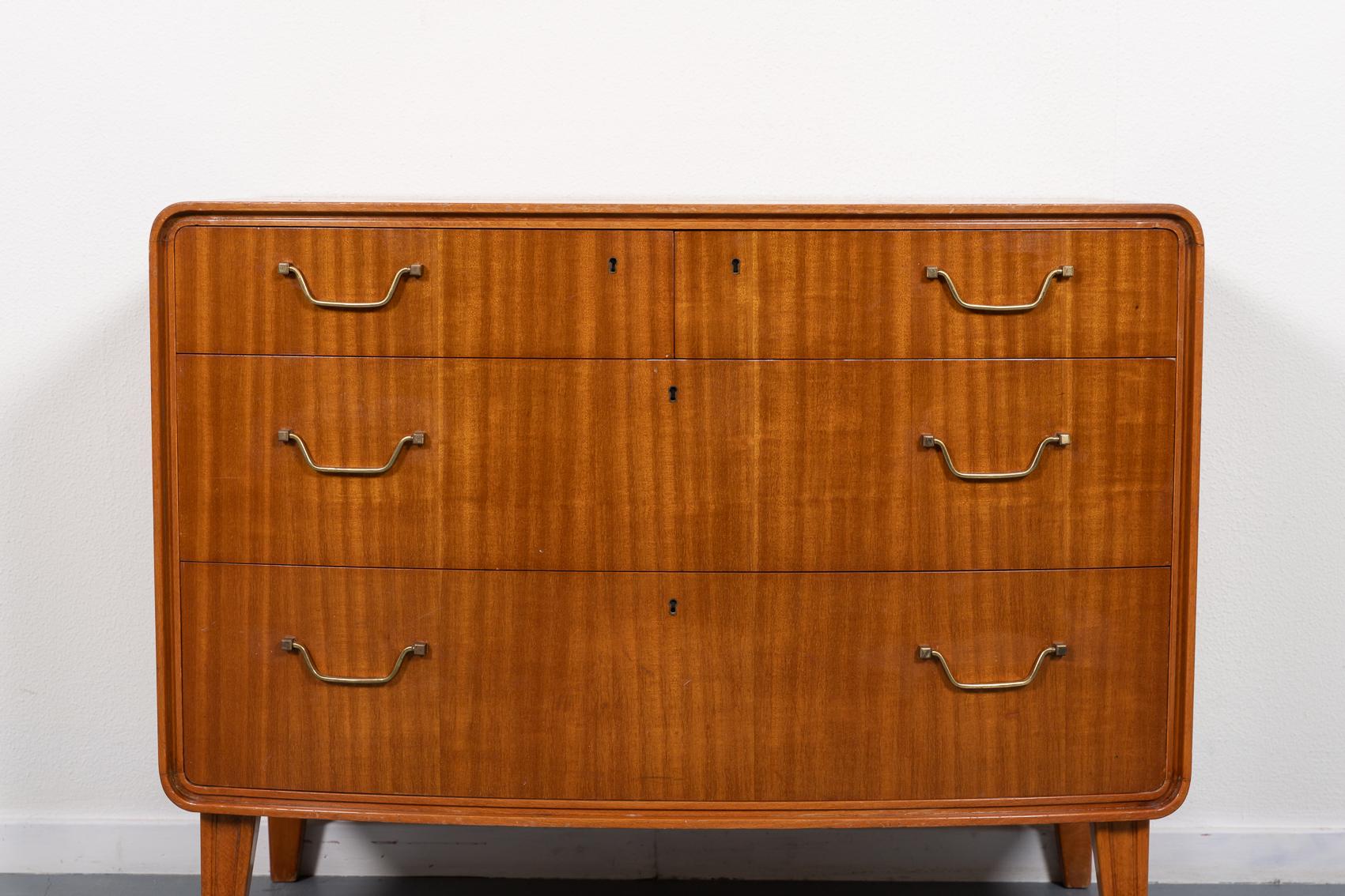 Swedish Chest of drawers/dressing table by Axel Larsson for Bodafors, 1960’s Sweden For Sale