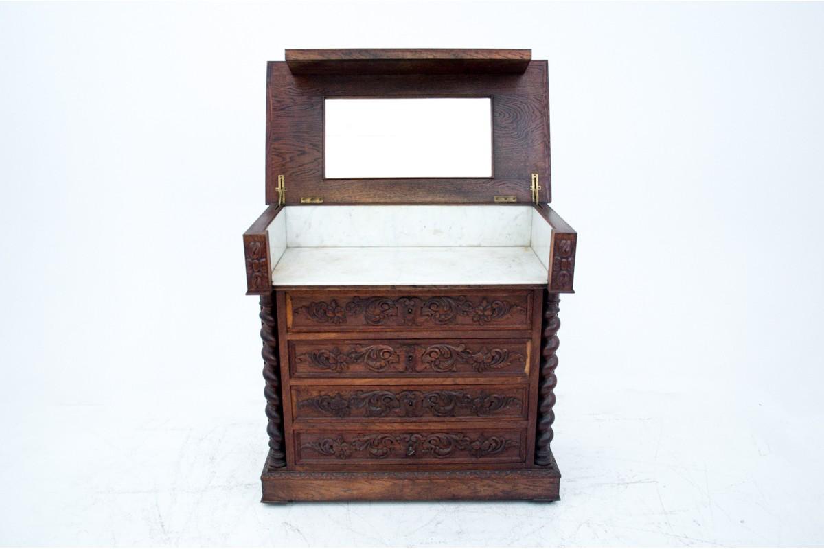 Chest of Drawers, Dressing Table, France, circa 1880 For Sale 3