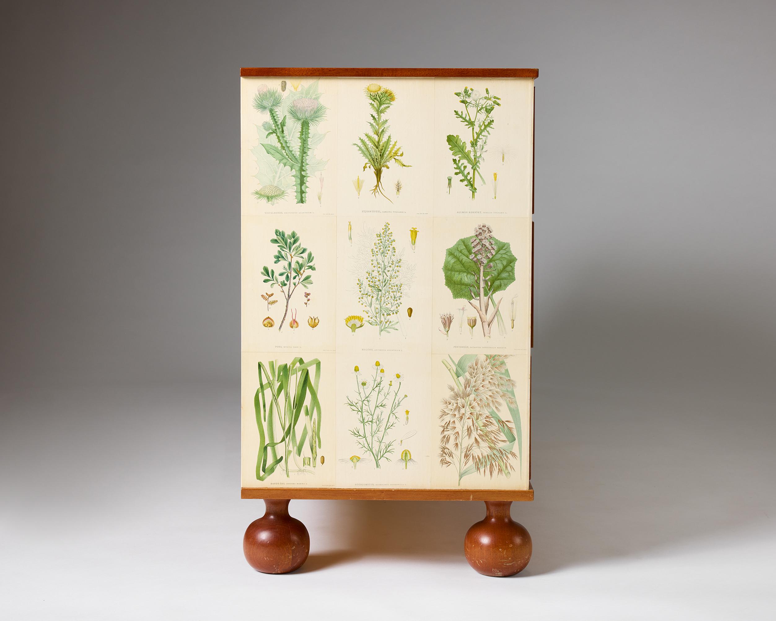 Chest of drawers 'Flora' model 1050 designed by Josef Frank for Svenskt Tenn For Sale 2