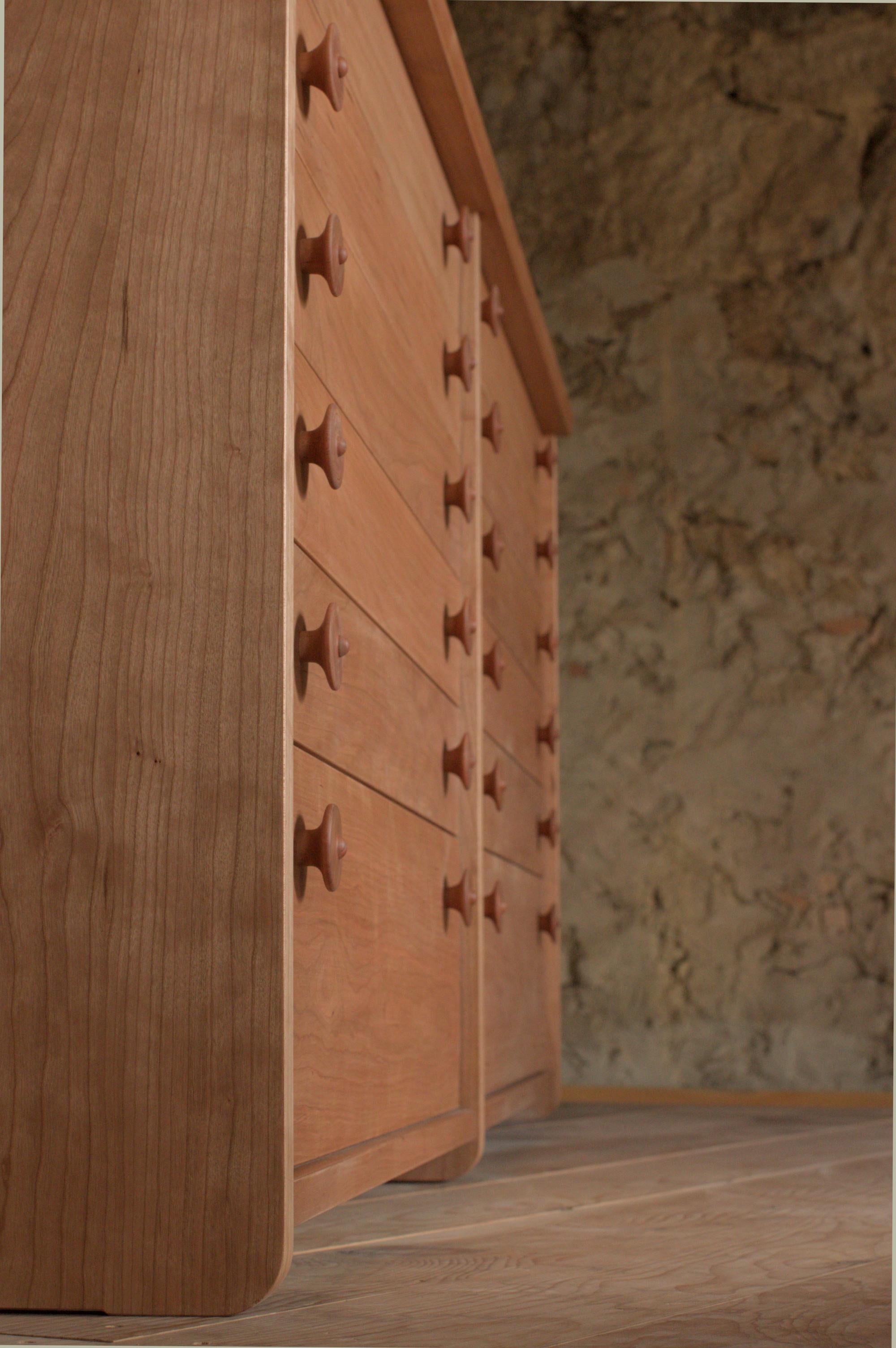Handcrafted Black Cherry Chest of Drawers with Joinery by Frank Buschmann in vendita 3