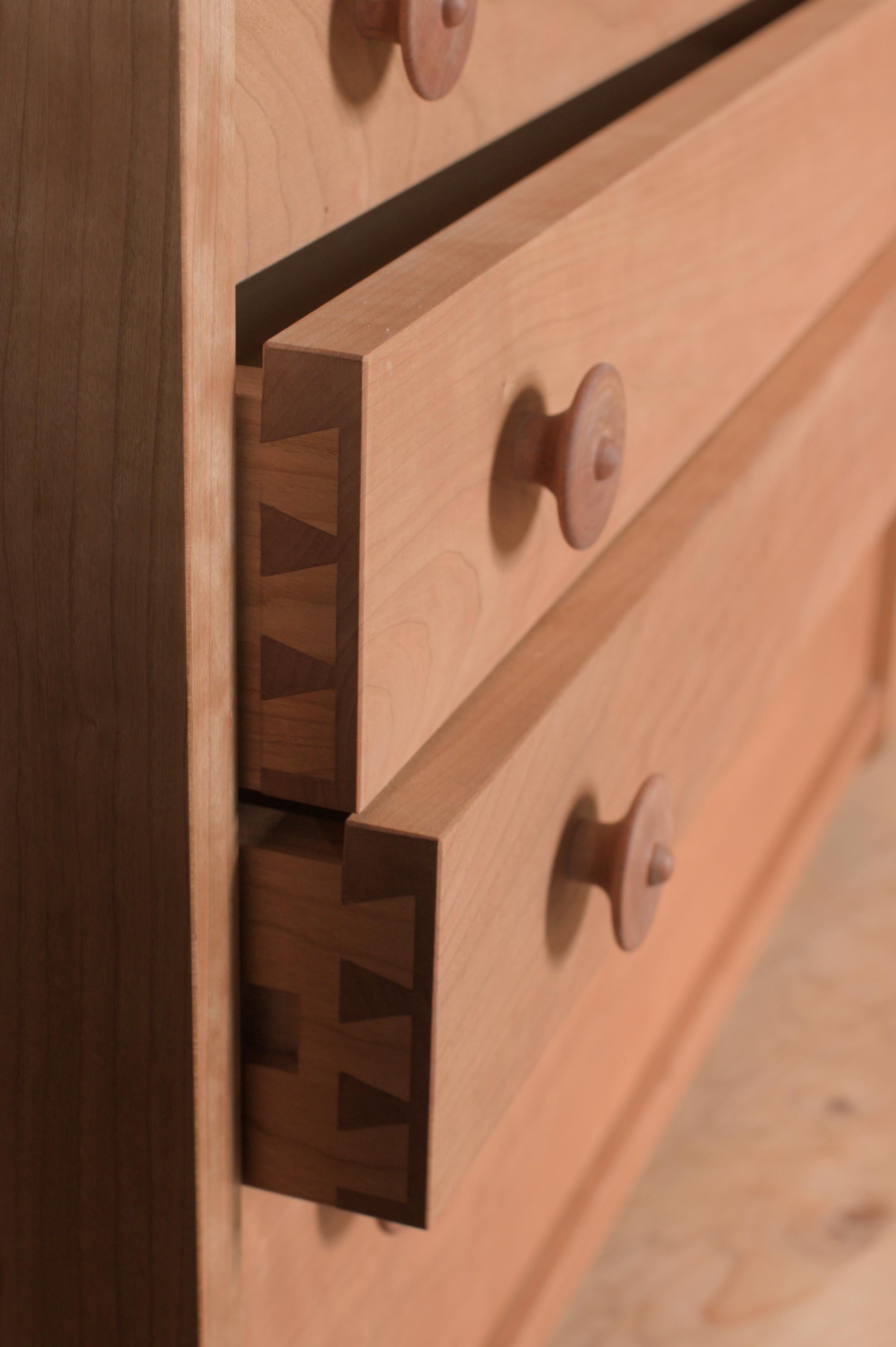 Handcrafted Black Cherry Chest of Drawers with Joinery by Frank Buschmann in vendita 5