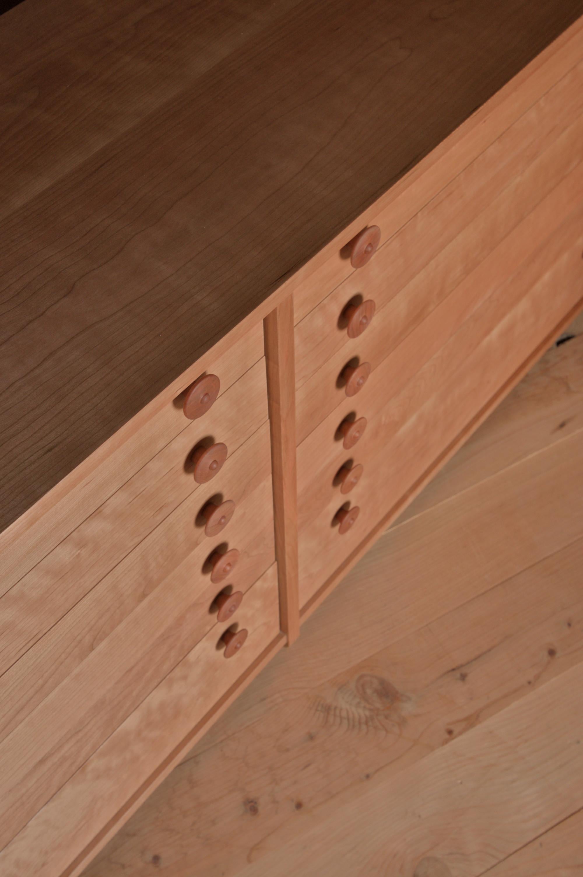 XXI secolo e contemporaneo Handcrafted Black Cherry Chest of Drawers with Joinery by Frank Buschmann in vendita