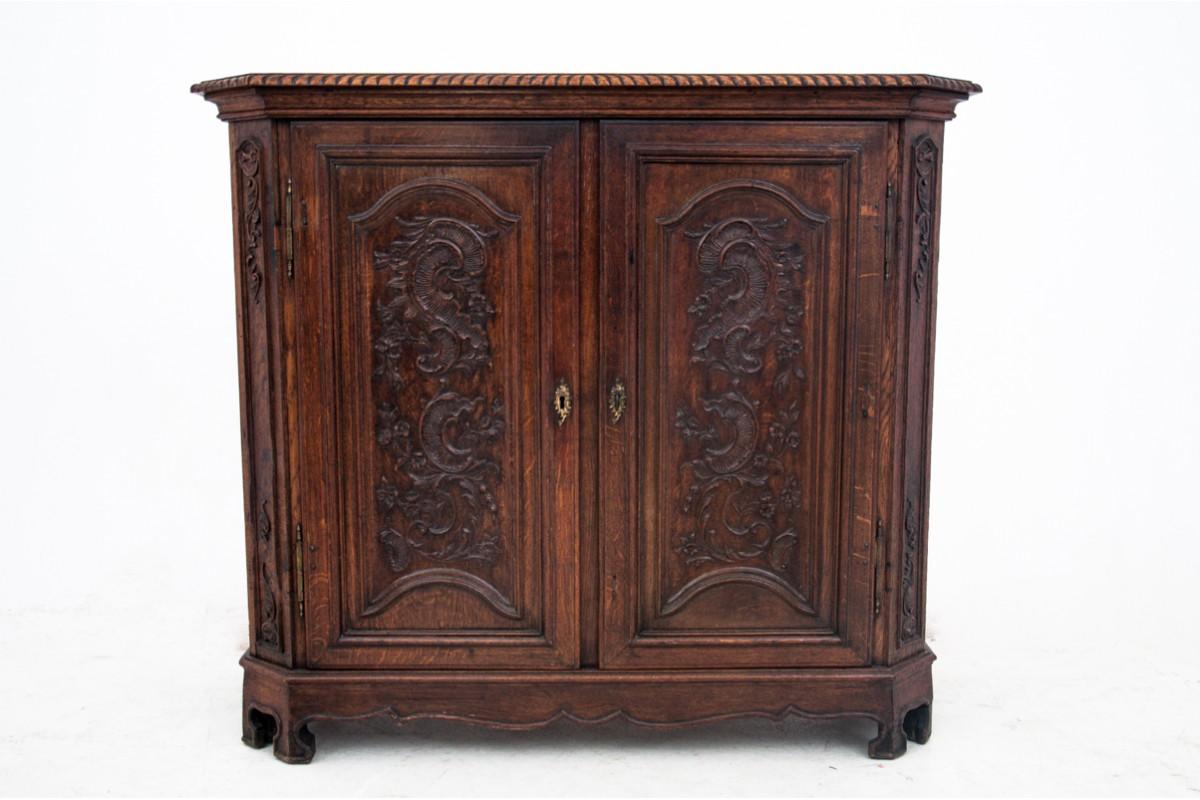 Chest of drawers, France, circa 1880. For Sale 2