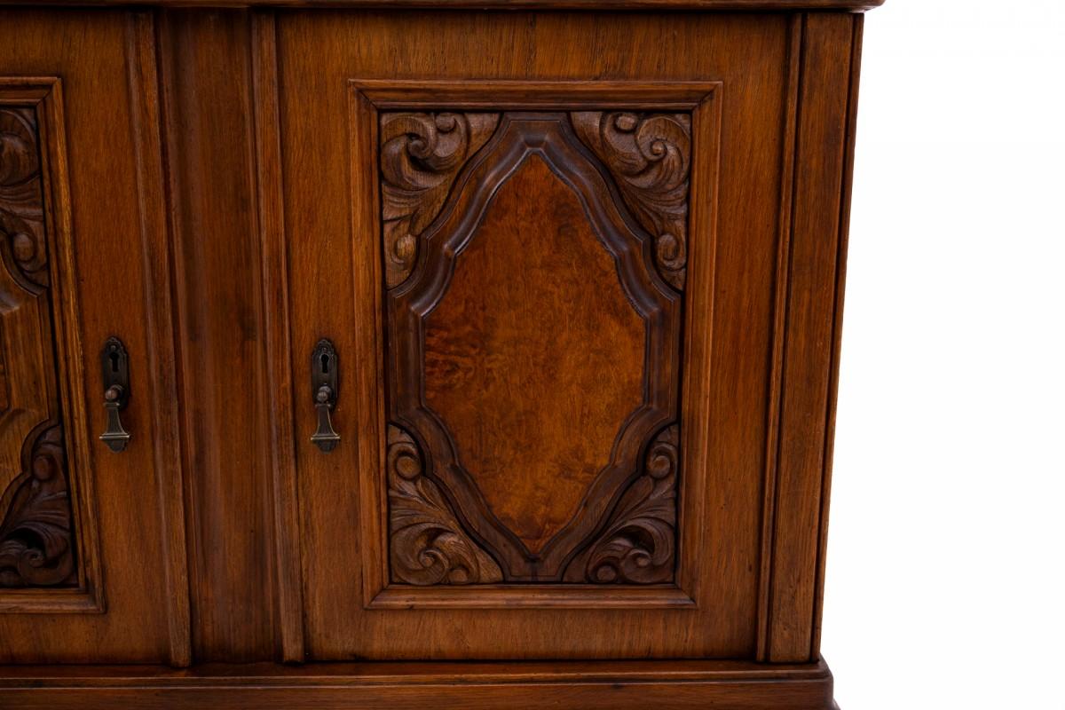 Chest of drawers from around 1900, Northern Europe. For Sale 3