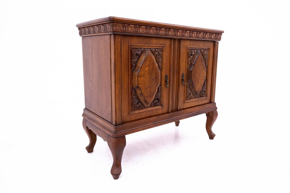 Chest of drawers from around 1900, Northern Europe. In Good Condition For Sale In Chorzów, PL