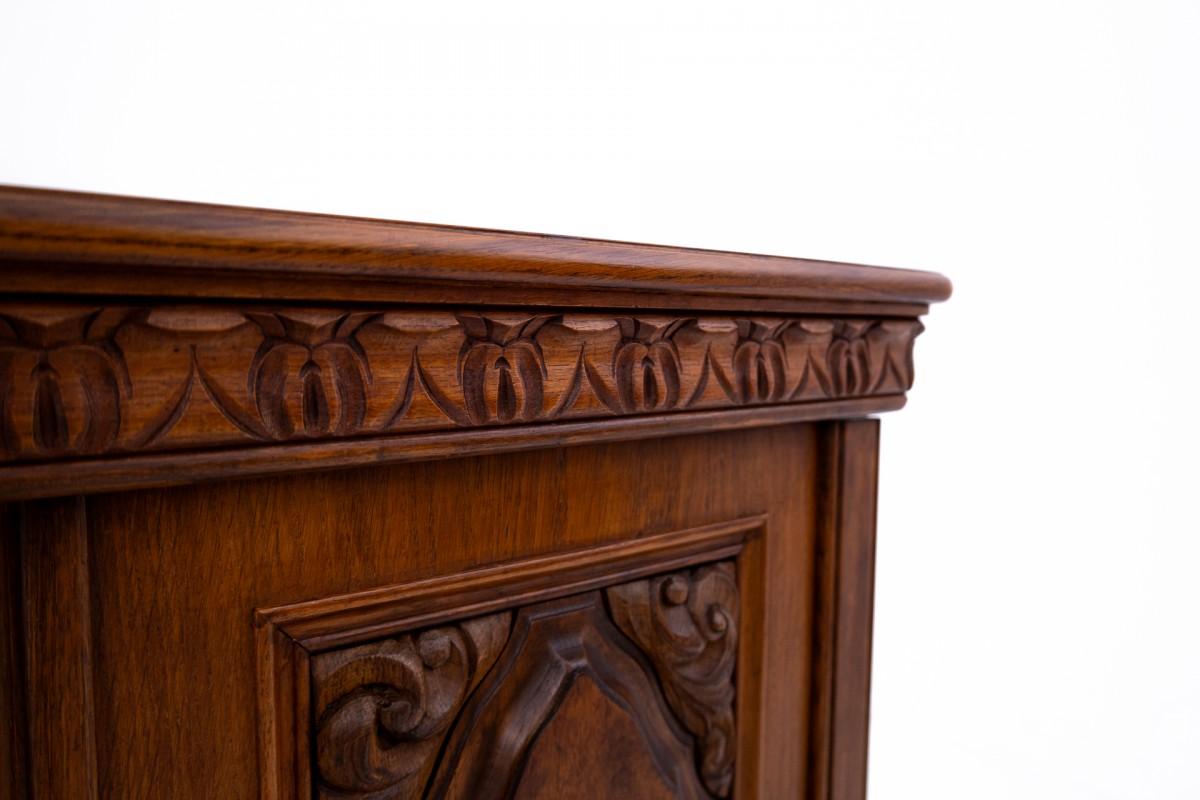 Chest of drawers from around 1900, Northern Europe. For Sale 2
