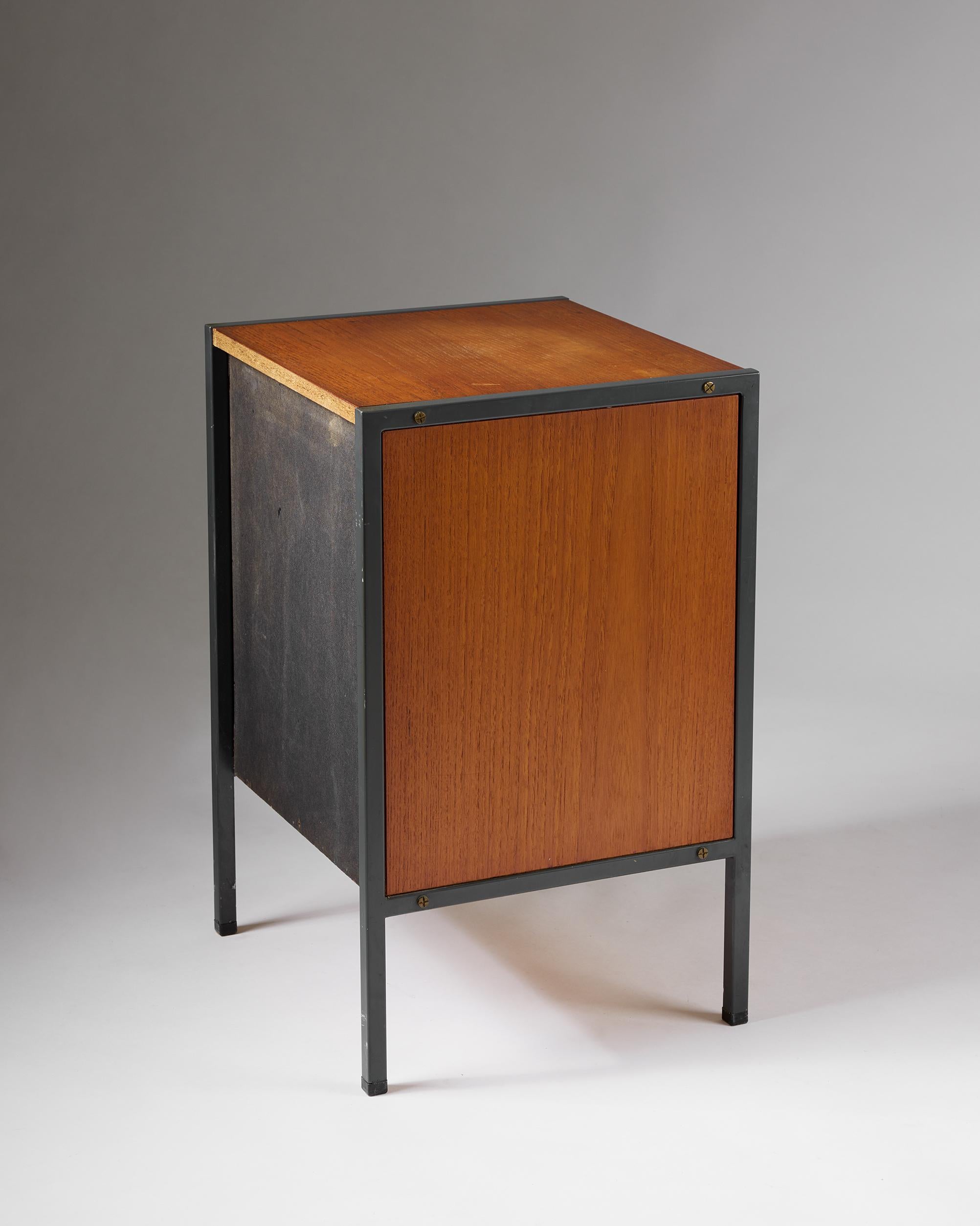 Mid-20th Century Chest of drawers from the 'Triva' series designed for Nordiska Kompaniet, Sweden For Sale