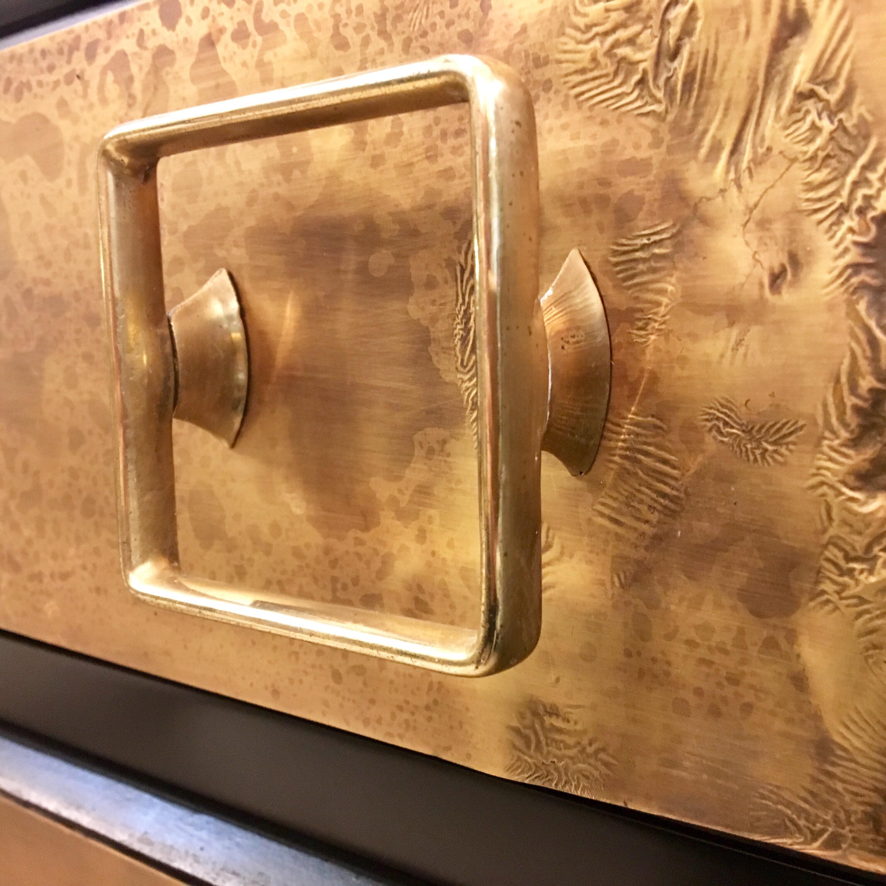 Chest of Drawers in Black Lacquered Wood Drawers with Brass Sculpture, 1970 5