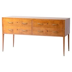 Chest of drawers in blond maple with four drawers