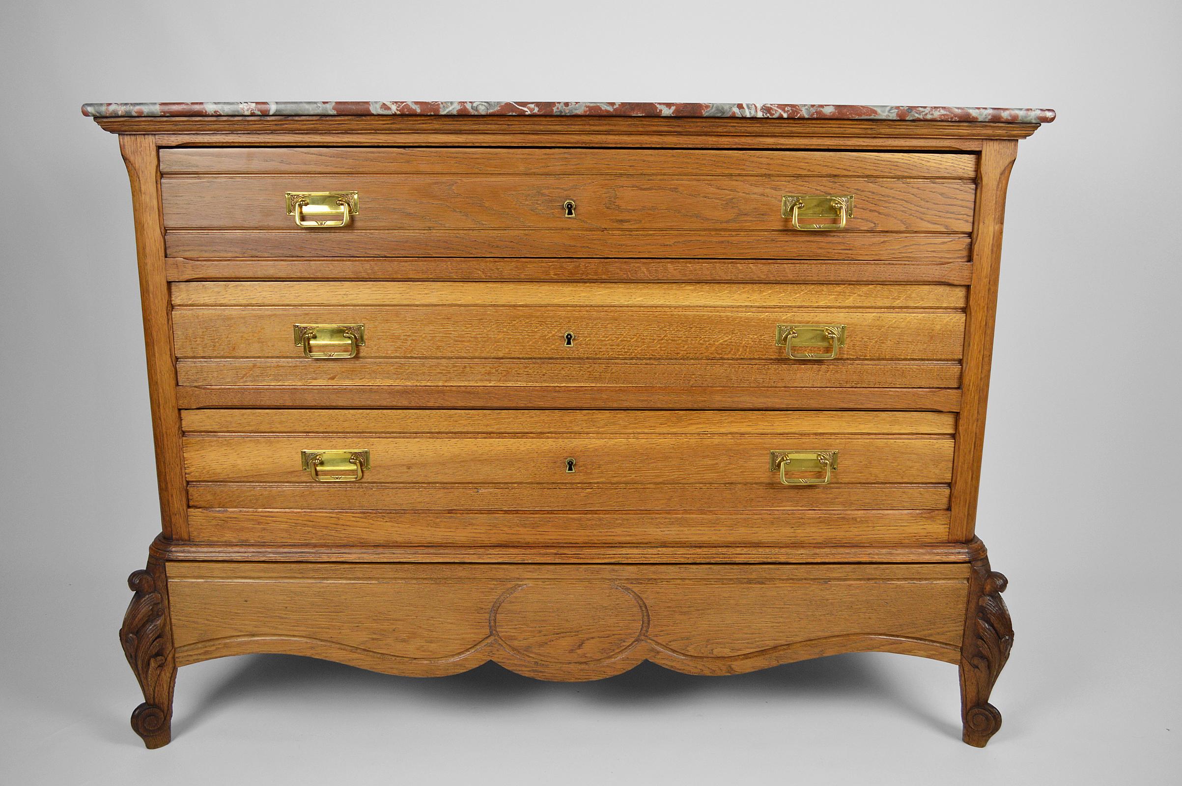 French Chest of drawers in Carved Oak with Marble, France, circa 1910 For Sale