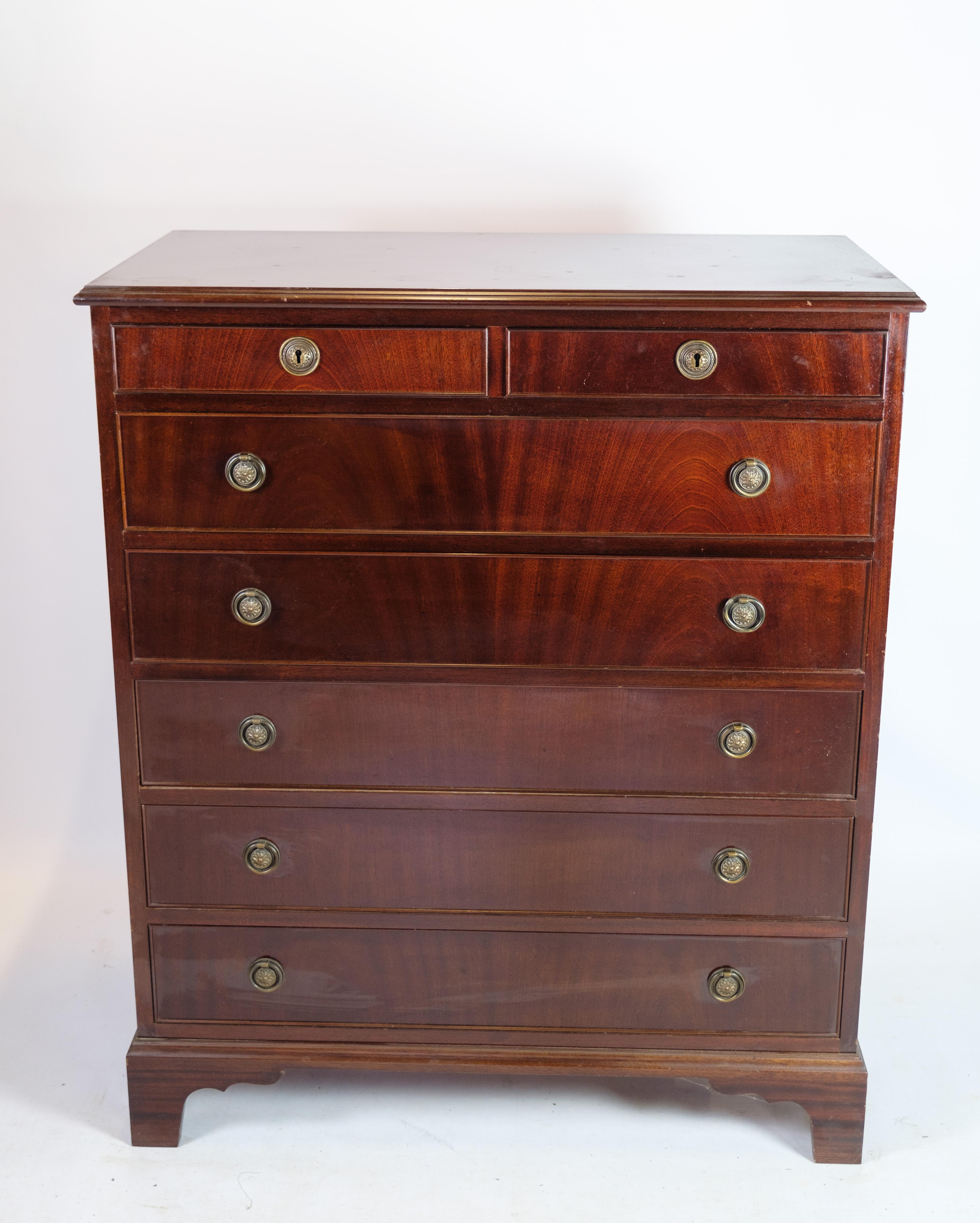 Chest of drawers In Mahogany With 7 drawers and Brass handles From The 1930 5