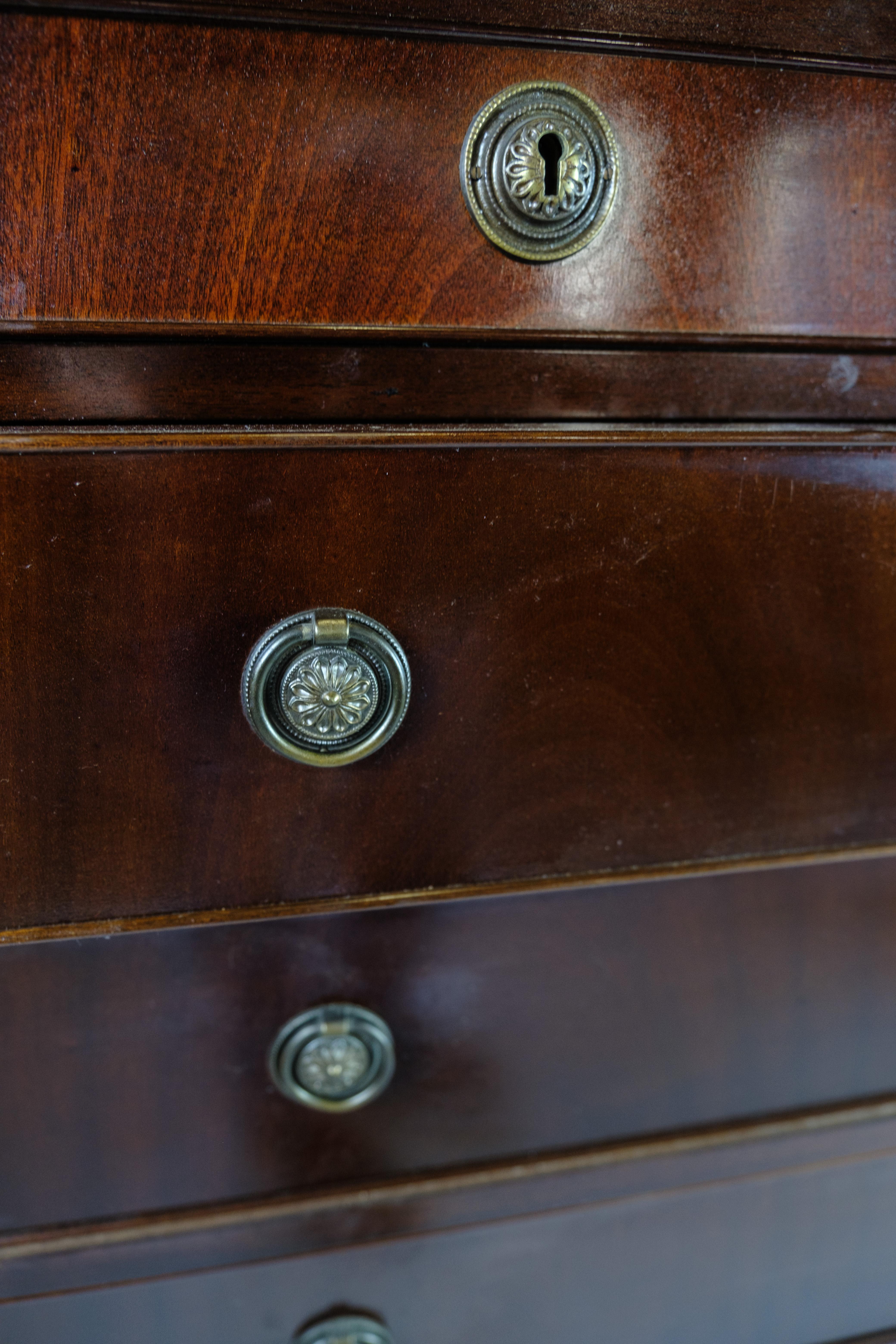 Chest of drawers In Mahogany With 7 drawers and Brass handles From The 1930 1