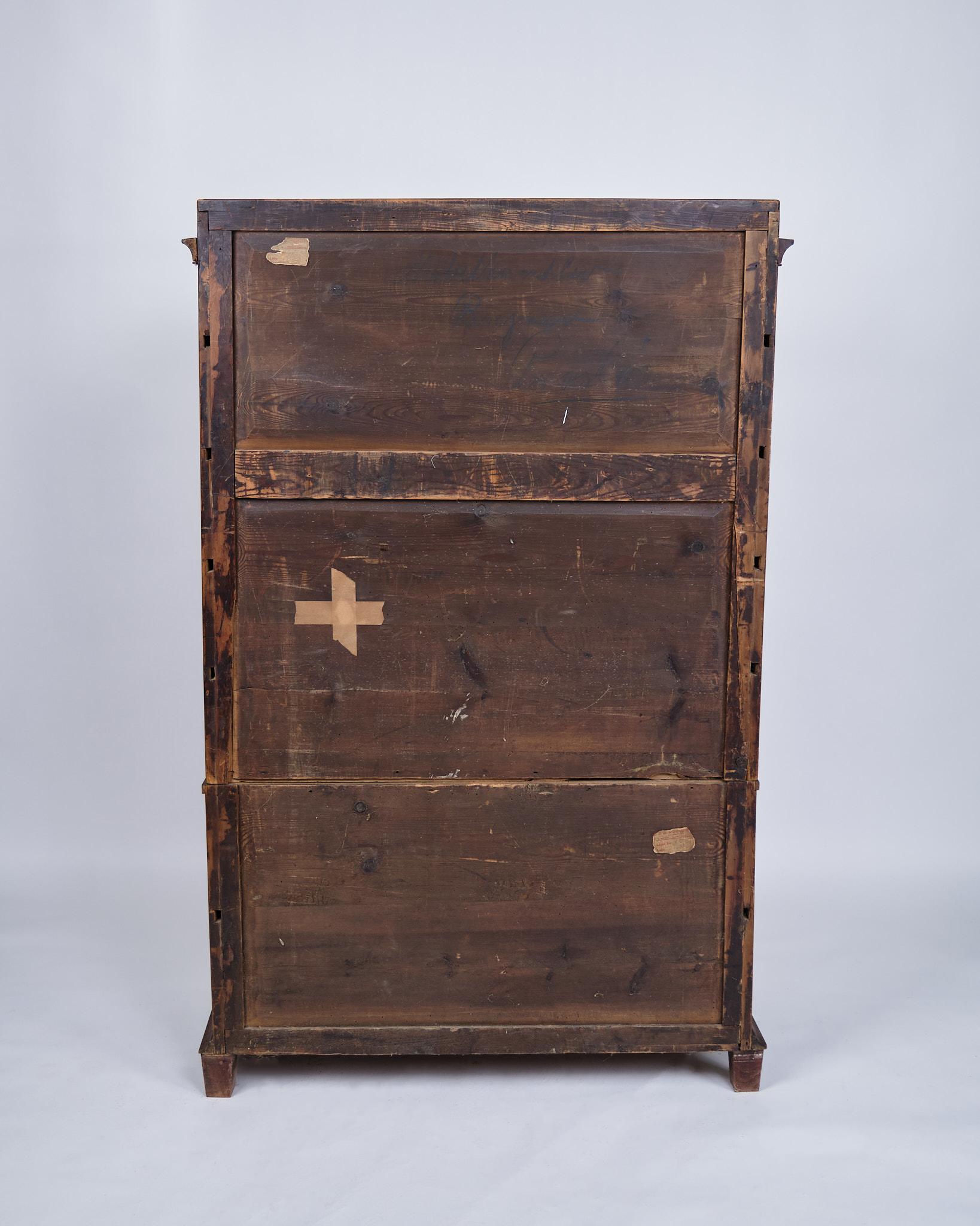 Cassettiera in mogano con 7 cassetti  Dal 1860 in vendita 1