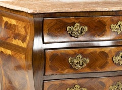 Chest of drawers in Noble Wood and jacaranda wood - 18th century