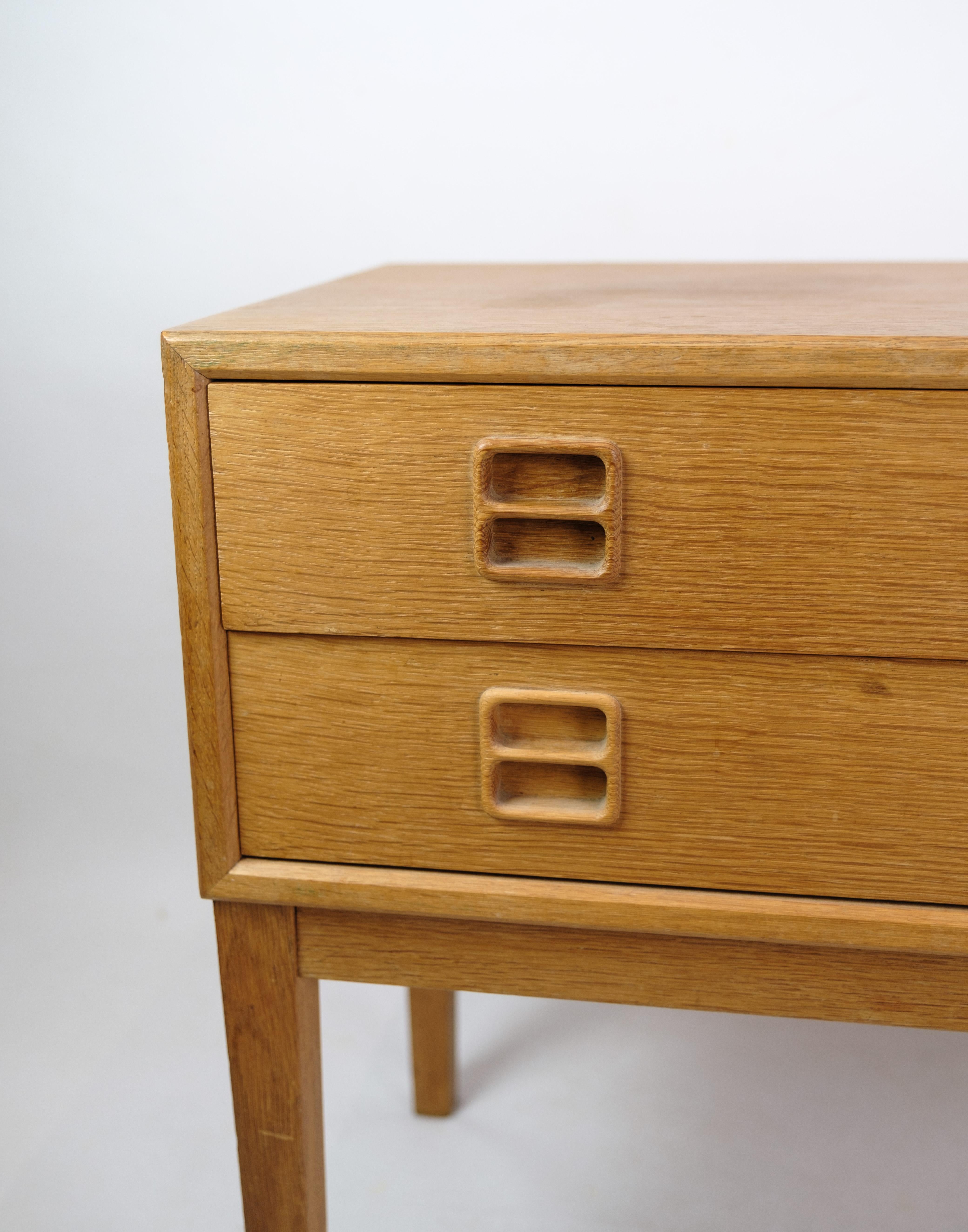 Chest of Drawers in Oak, 2 Drawers, Danish Furniture Design, 1960 3