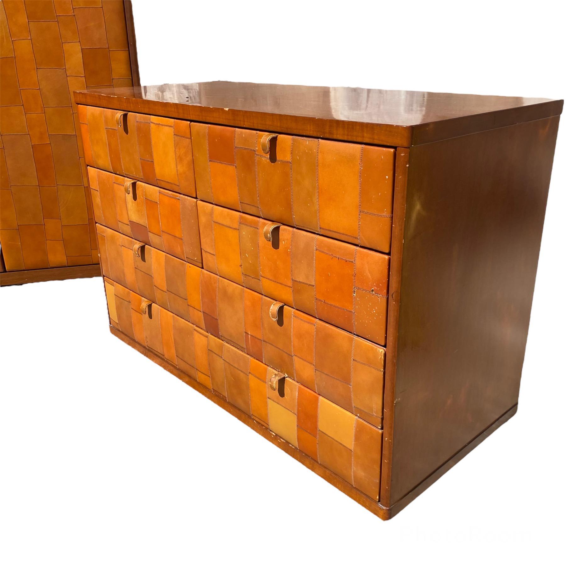 Italian Chest Of Drawers in Pecary leather by Tito Agnoli for Caleido\Poltrona Frau For Sale