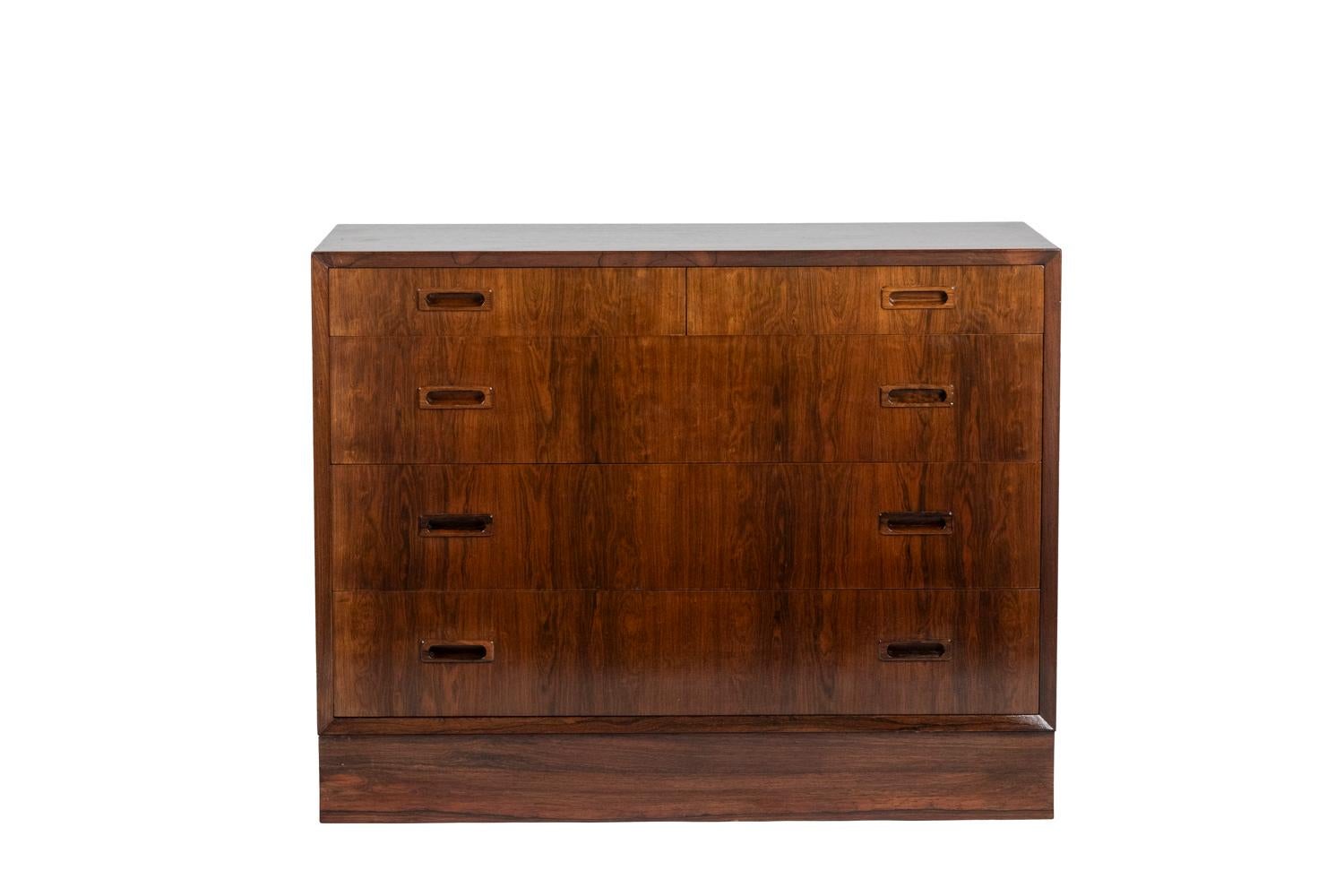 Rosewood Chest of drawers in rosewood, 1970′ For Sale
