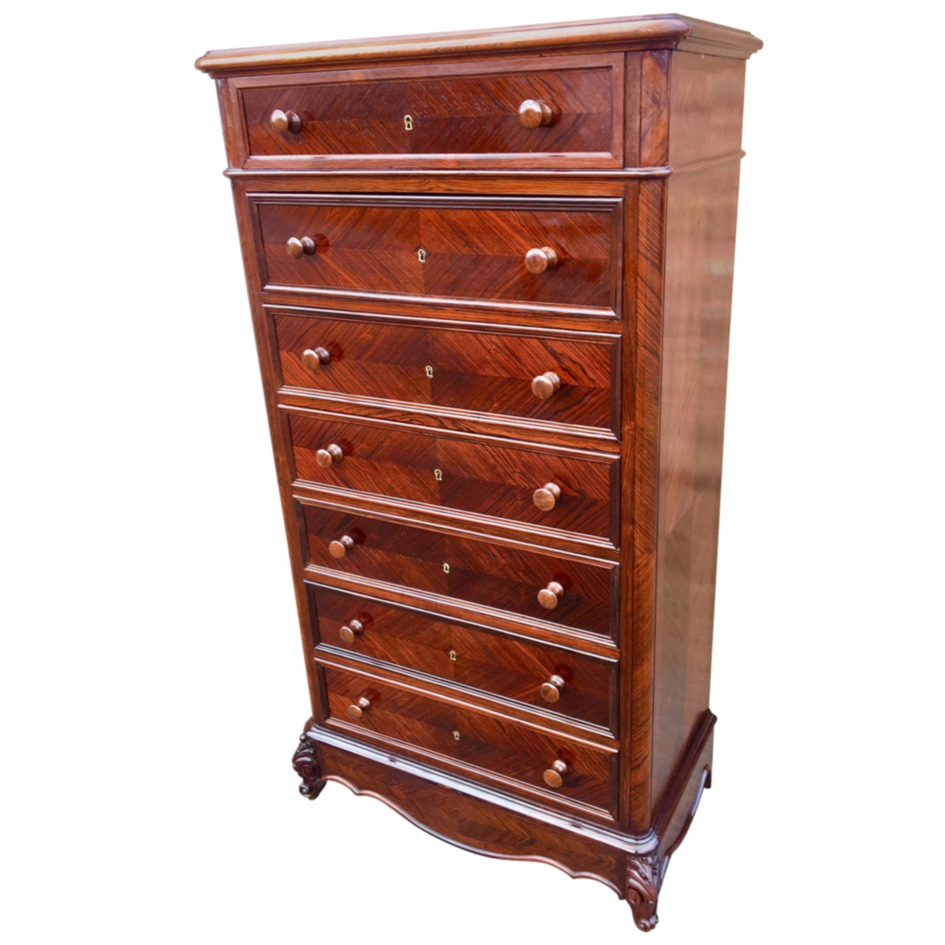 Chest of Drawers in Rosewood, circa 1870