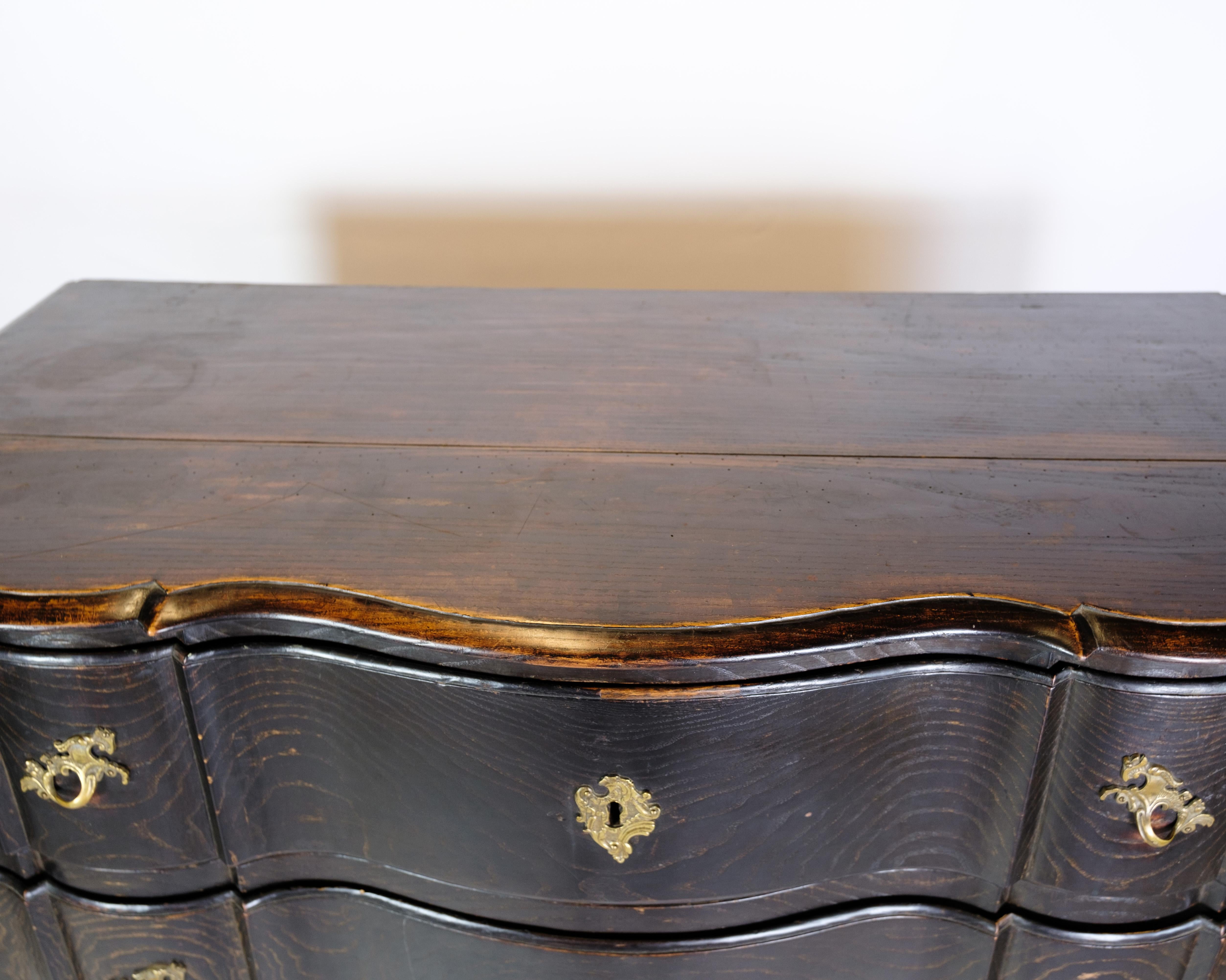Chest of drawers in Stained oak with Brass from the 19th century In Good Condition For Sale In Lejre, DK