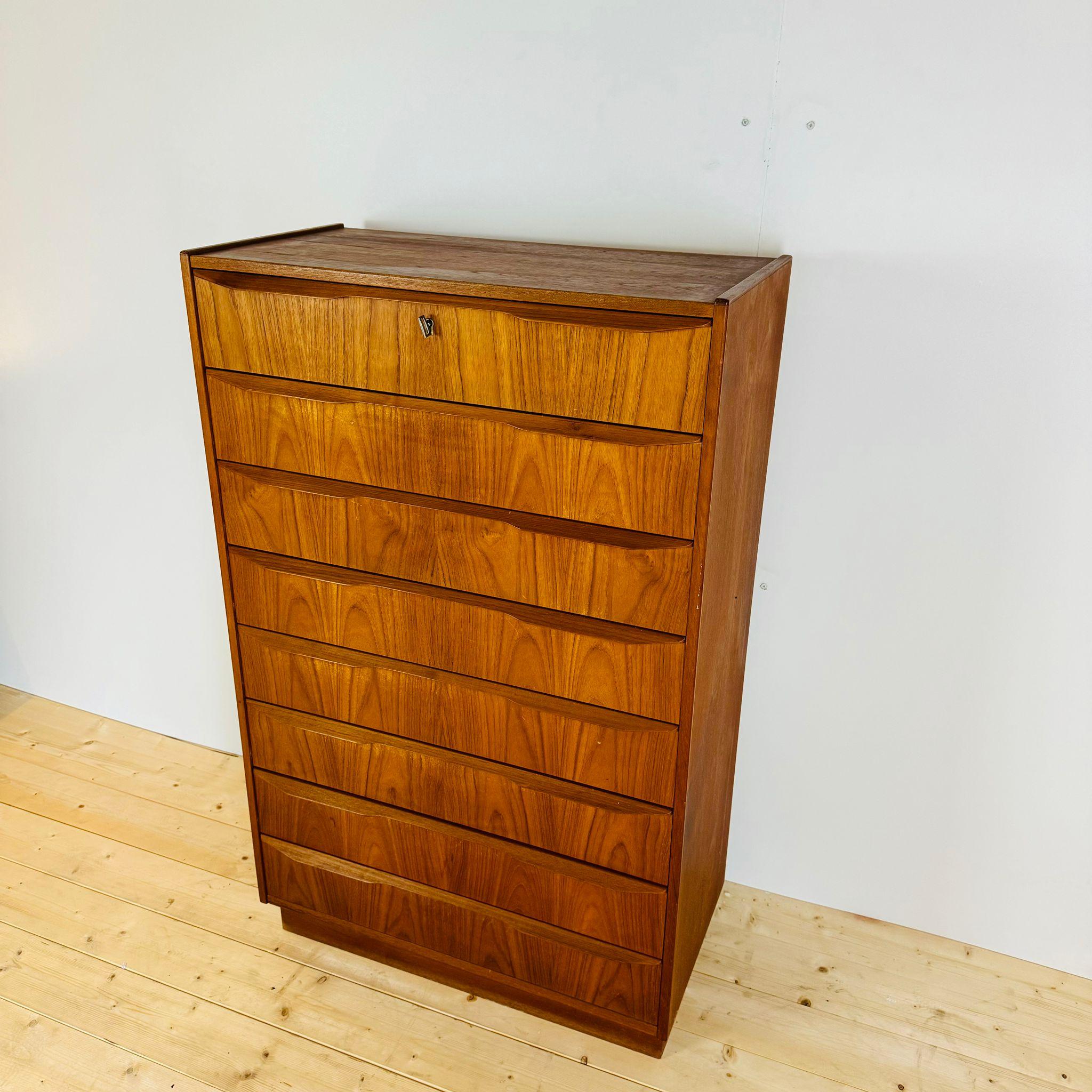 Teck Commode en teck, Danemark années 1960 en vente