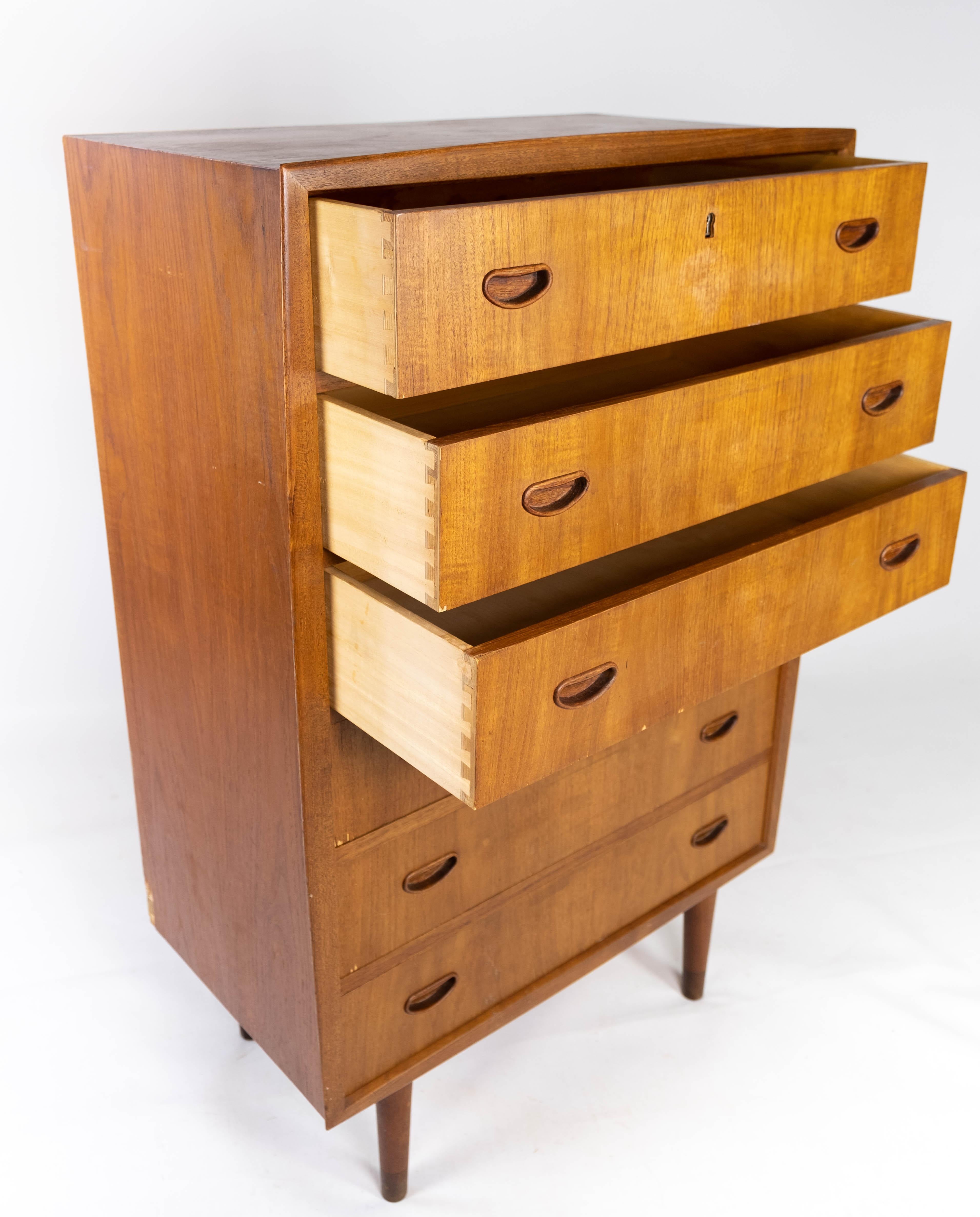 Mid-20th Century Chest of Drawers in Teak of Danish Design from the 1960s For Sale