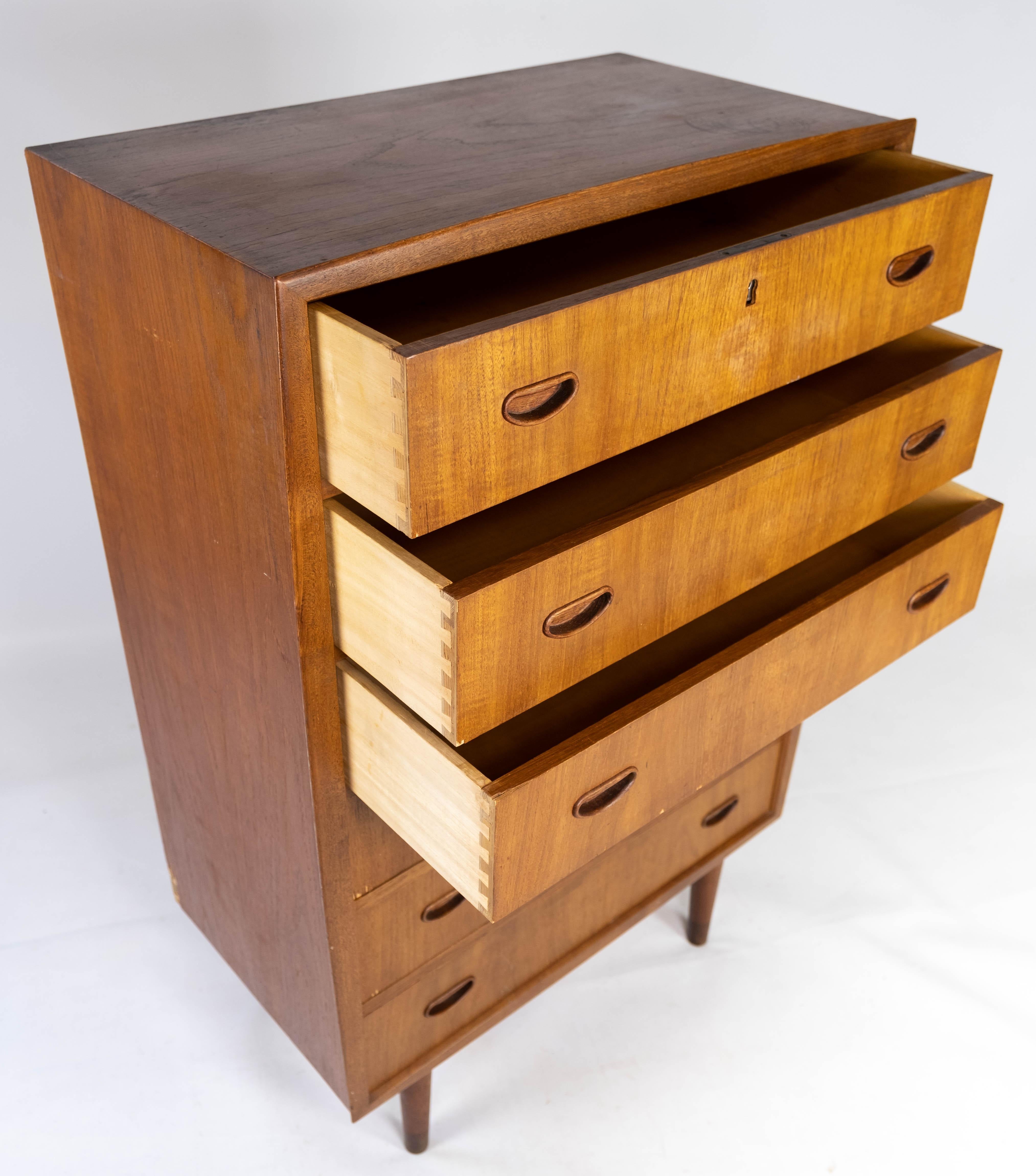 Chest of Drawers in Teak of Danish Design from the 1960s For Sale 1