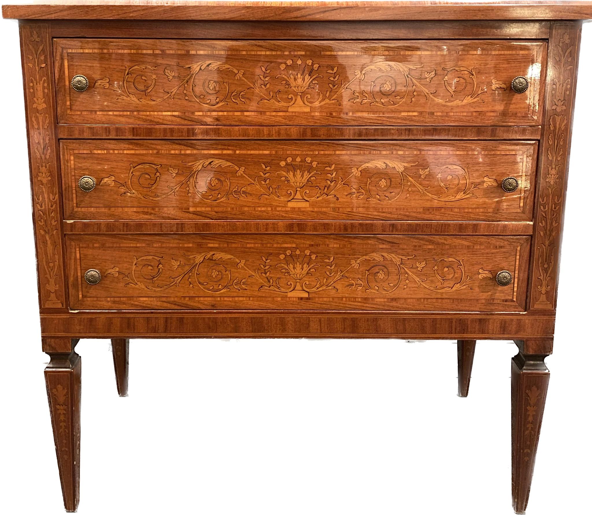Chest of drawers in the Louis XVI style
Italian chest of drawers 
1960-1970
Inlaid walnut 
Three drawers 
Dimensions : H 81x L 78 x P 39cm 
Ref ; 1001
Price : 2800€ for this piece.