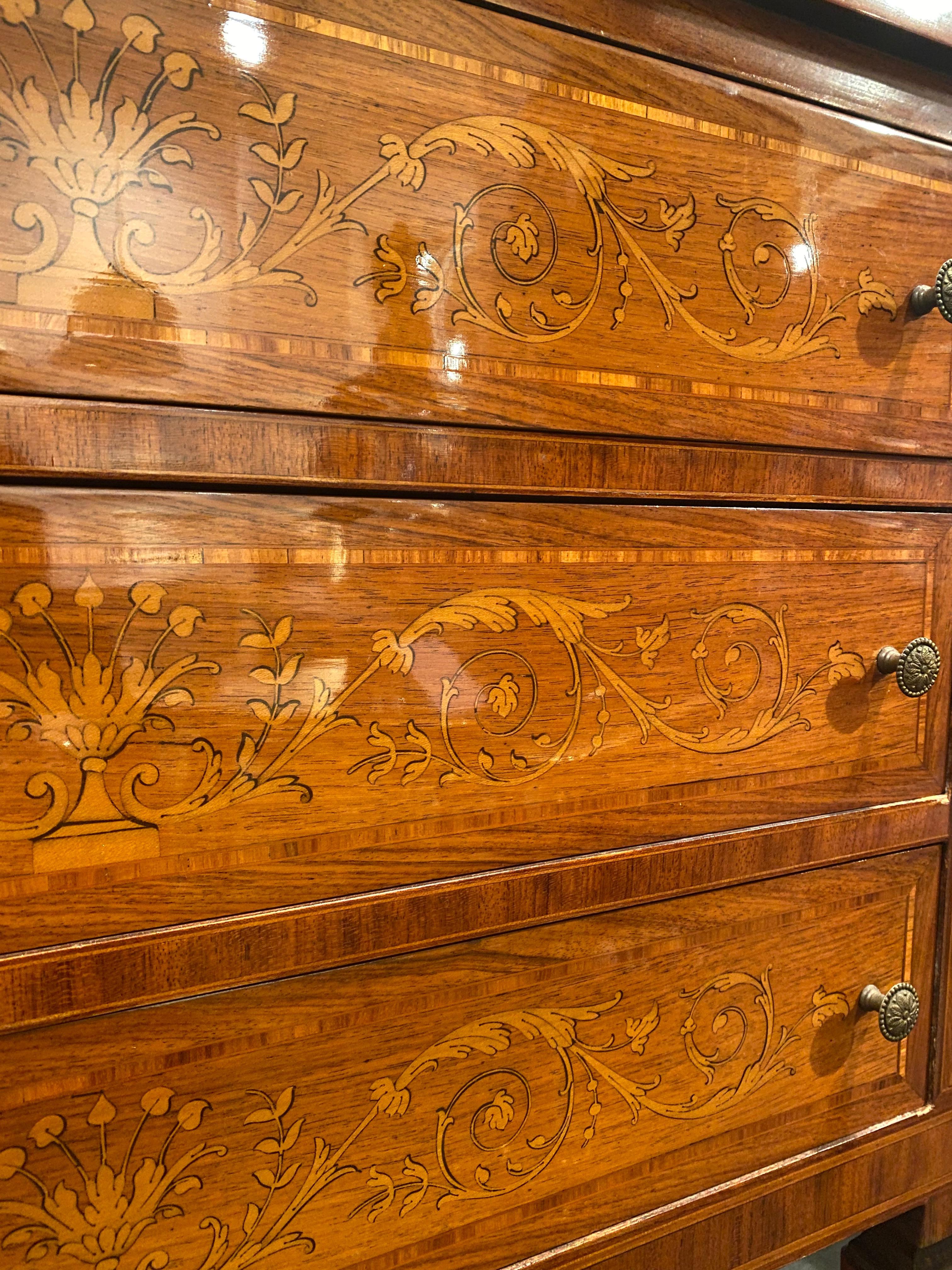 Chest of Drawers in the Louis XVI Style Italian Chest of Drawers For Sale 3