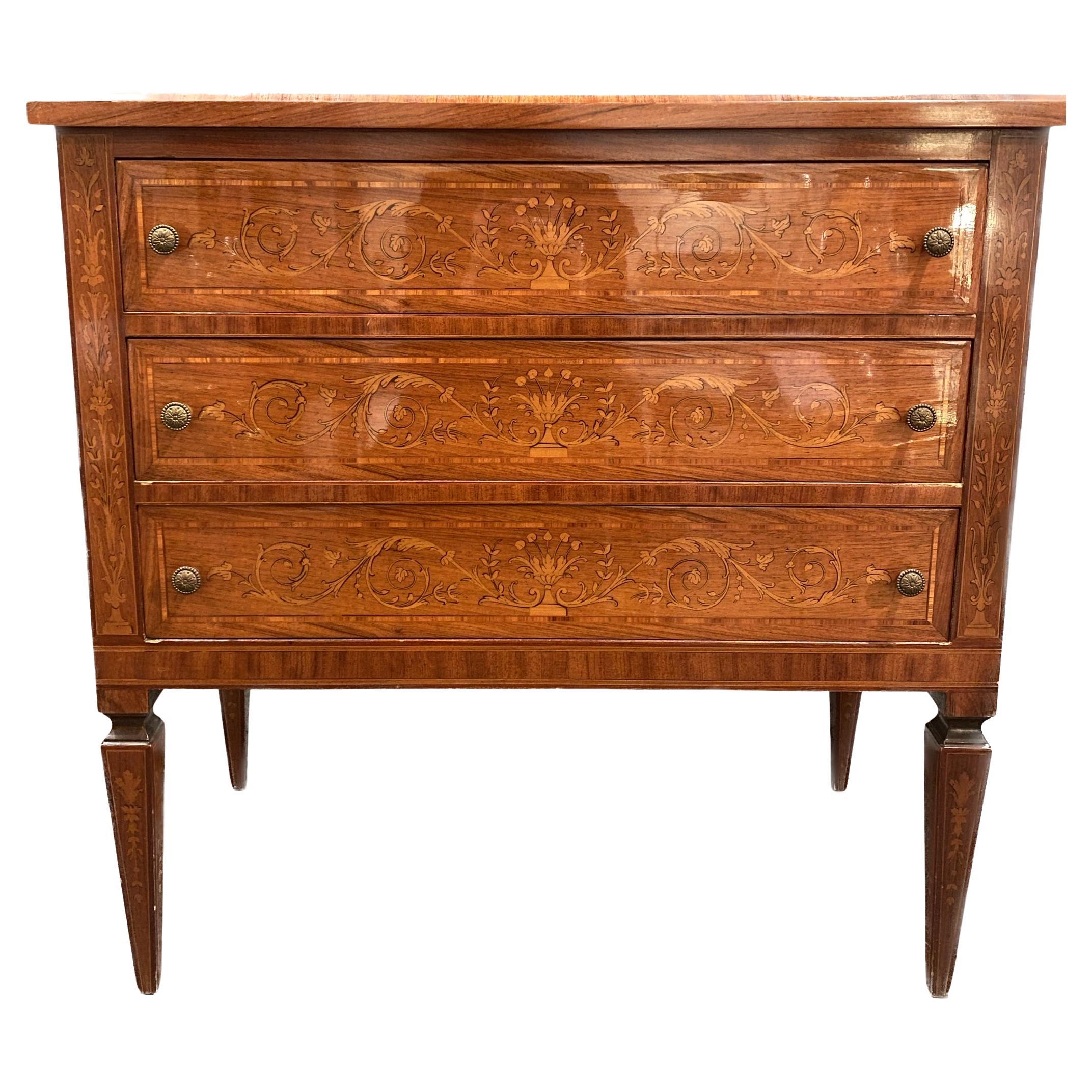 Chest of Drawers in the Louis XVI Style Italian Chest of Drawers For Sale