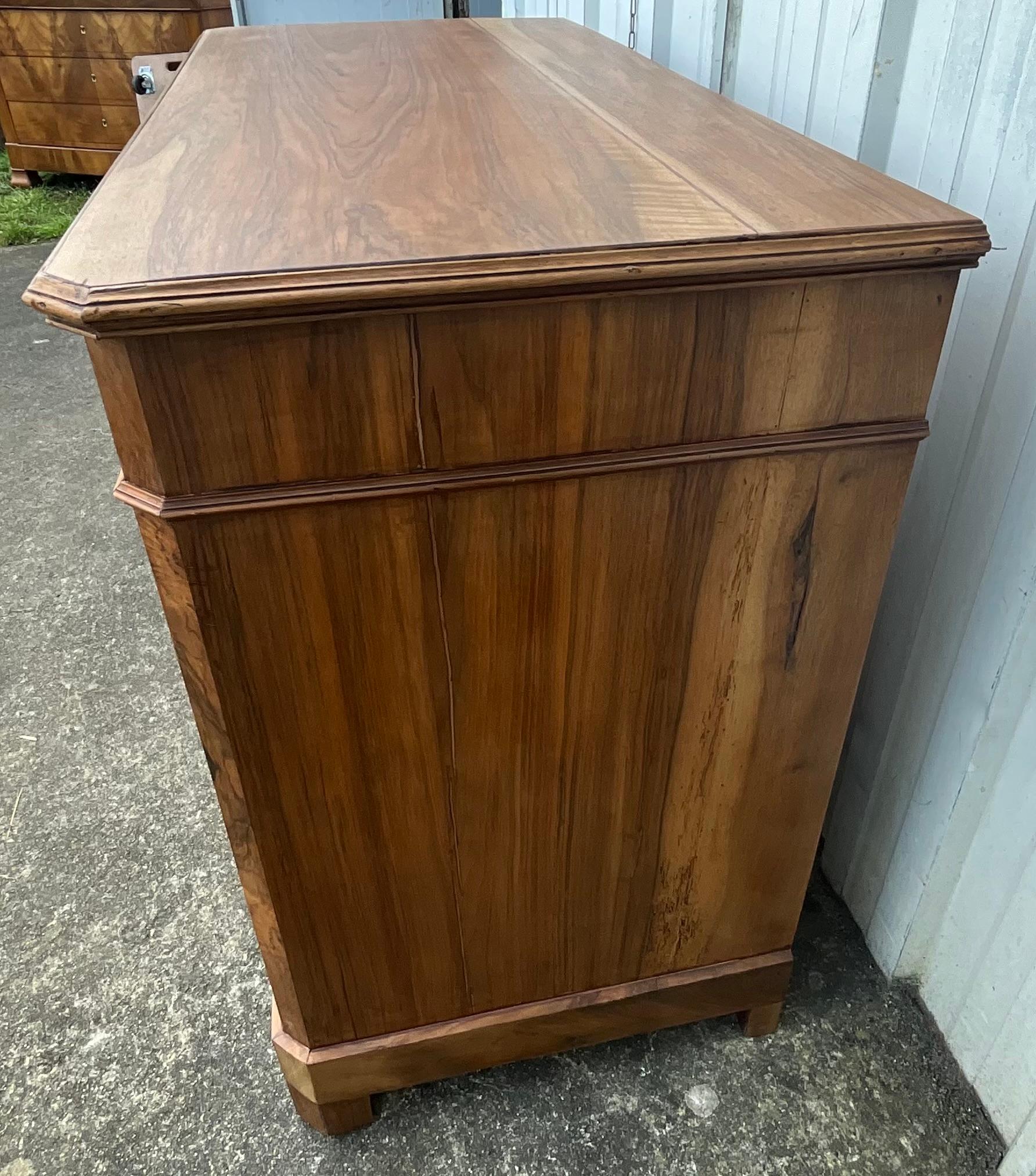 Chest Of Drawers In Walnut And Burr Walnut, Late 19th Century For Sale 6