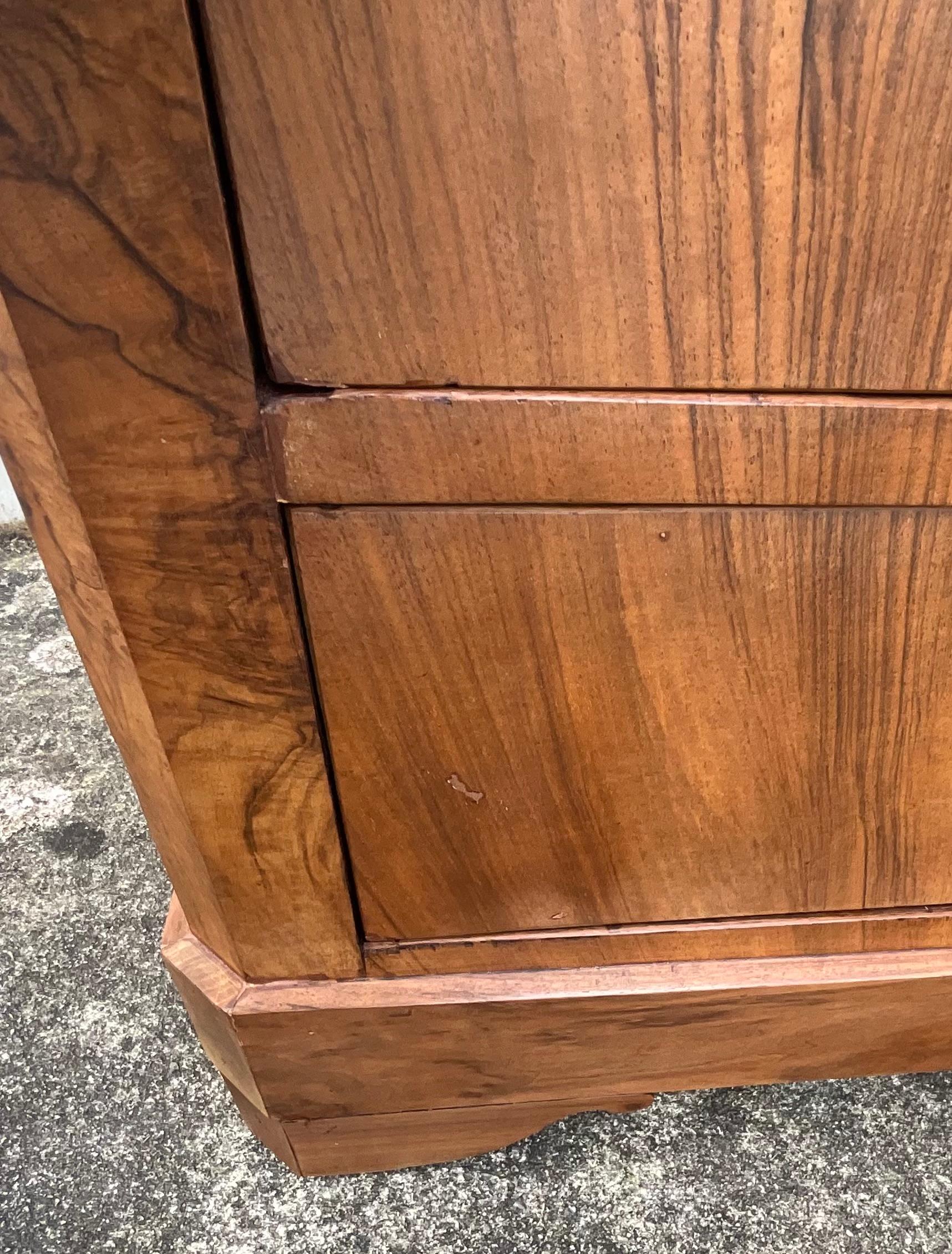 Chest Of Drawers In Walnut And Burr Walnut, Late 19th Century For Sale 2