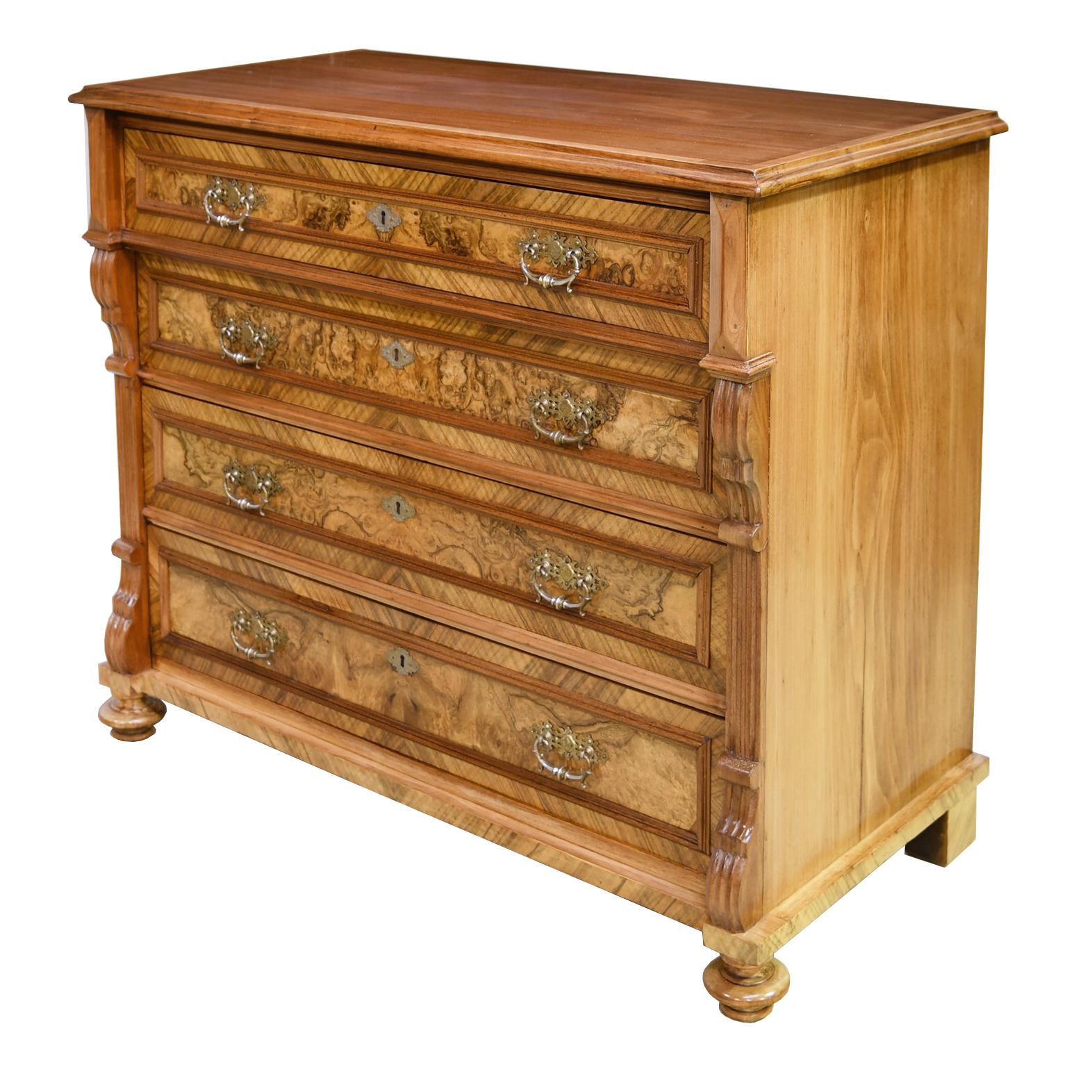 Late Victorian Chest of Drawers in Walnut with Inlays of Burl Walnut, Sweden, circa 1870