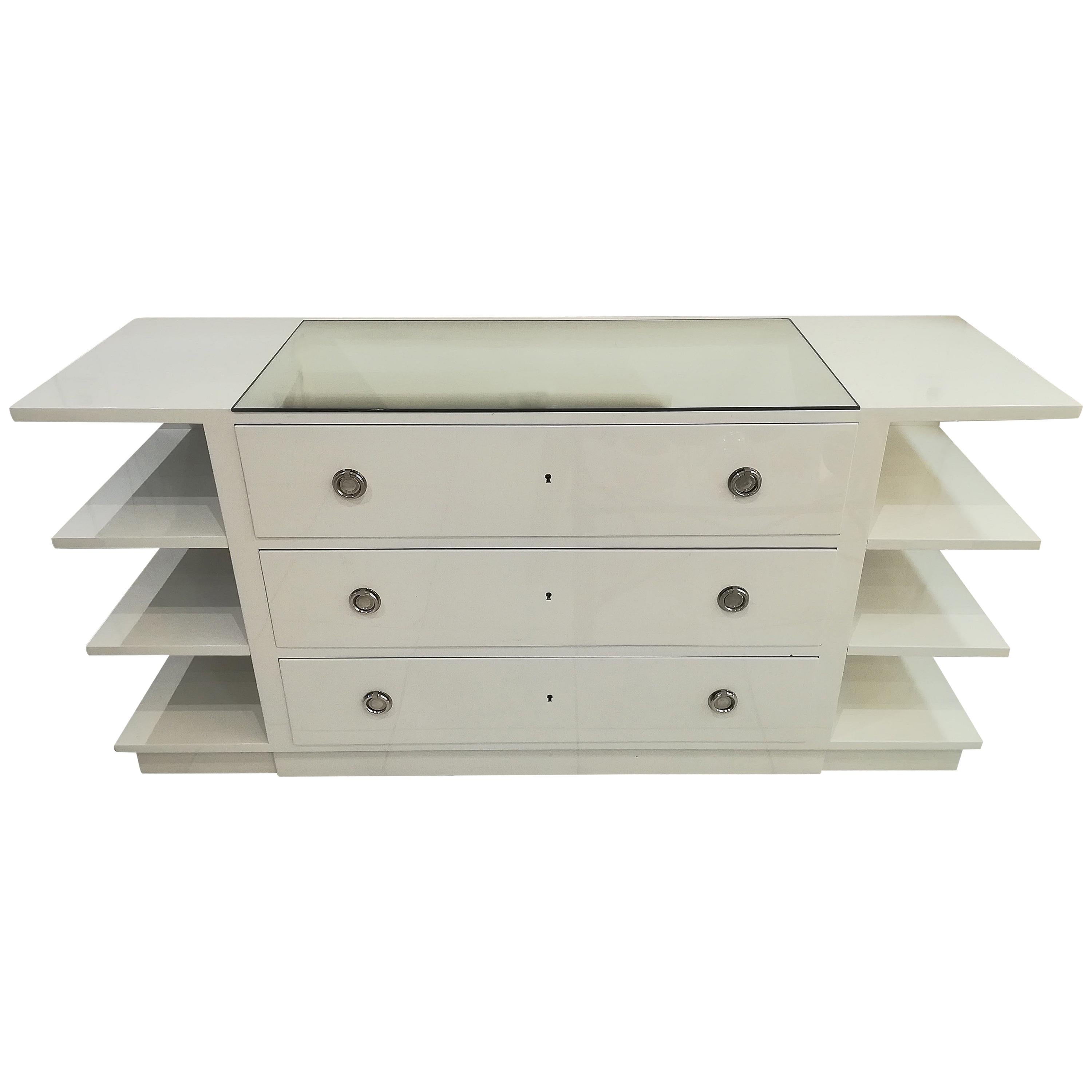 Chest of Drawers in White Lacquered Wood, circa 1970