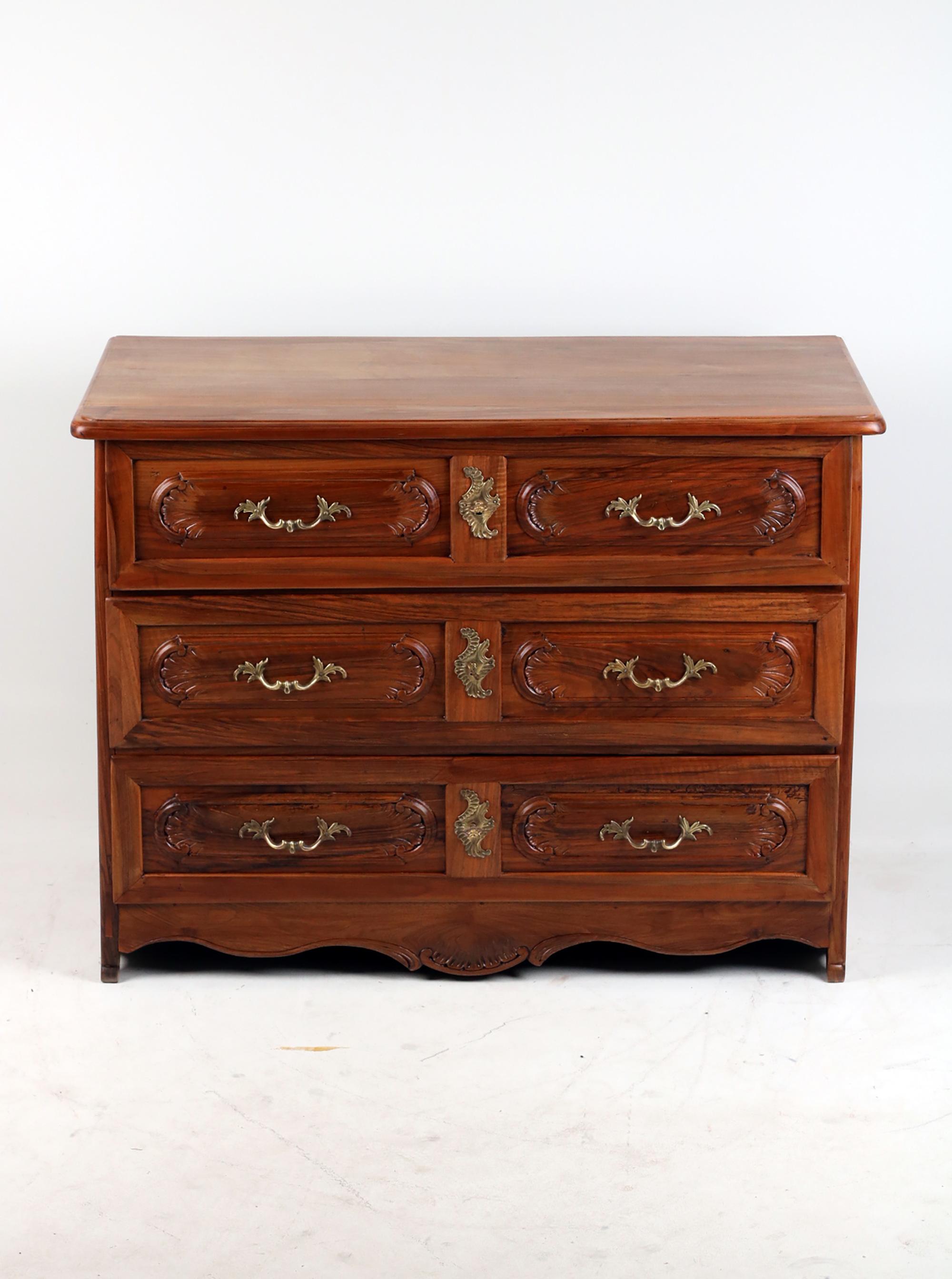 Chest of Drawers, Late xviii Century, Louis XVI Style, France For Sale 6