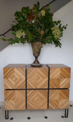Commode Losange Open Is Tow de style Zebrano