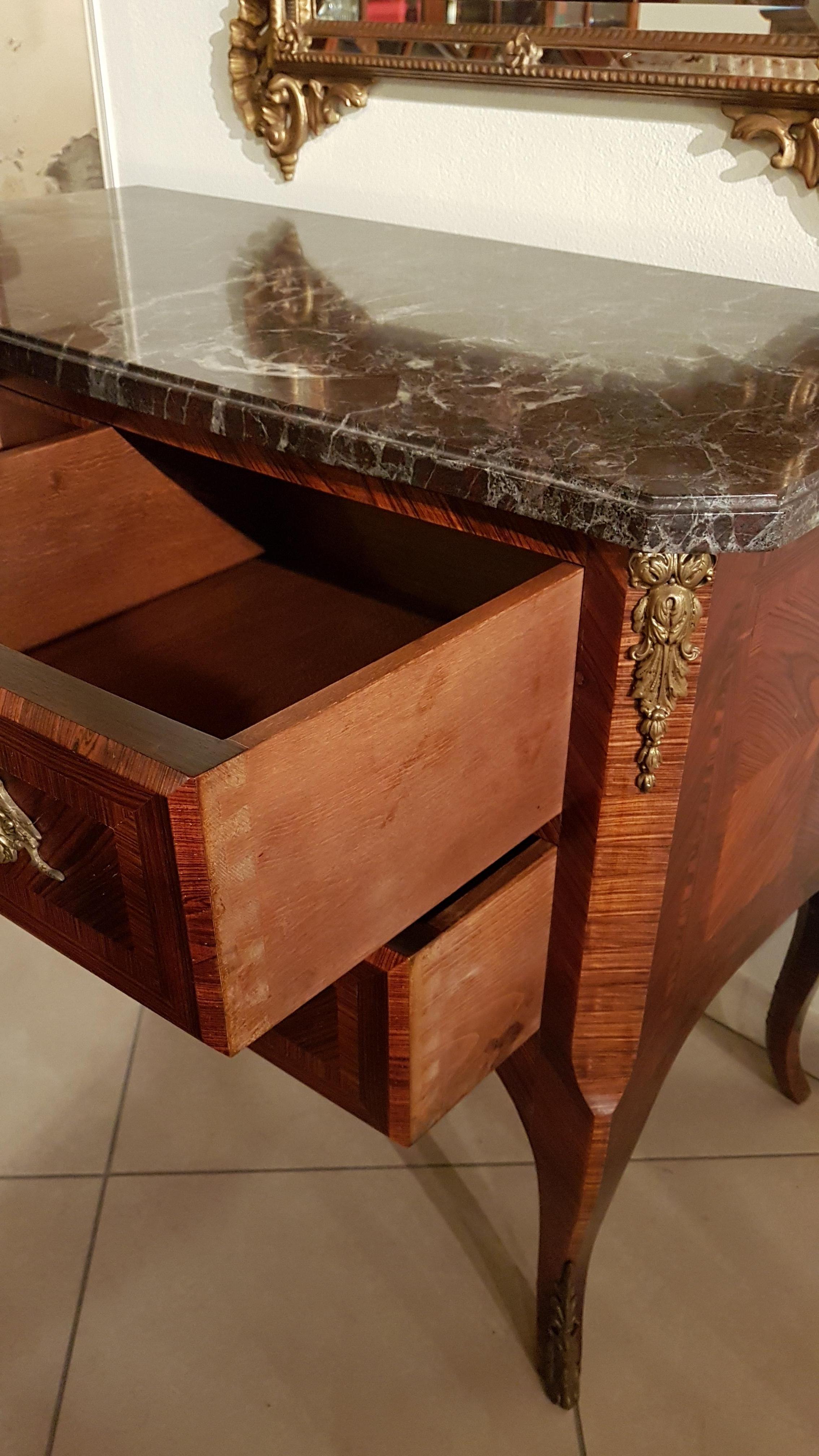 Chest of Drawers Louis XIV Style in Rosewood with Marble and Bronzes, Italy 1950 In Good Condition For Sale In Monza, IT