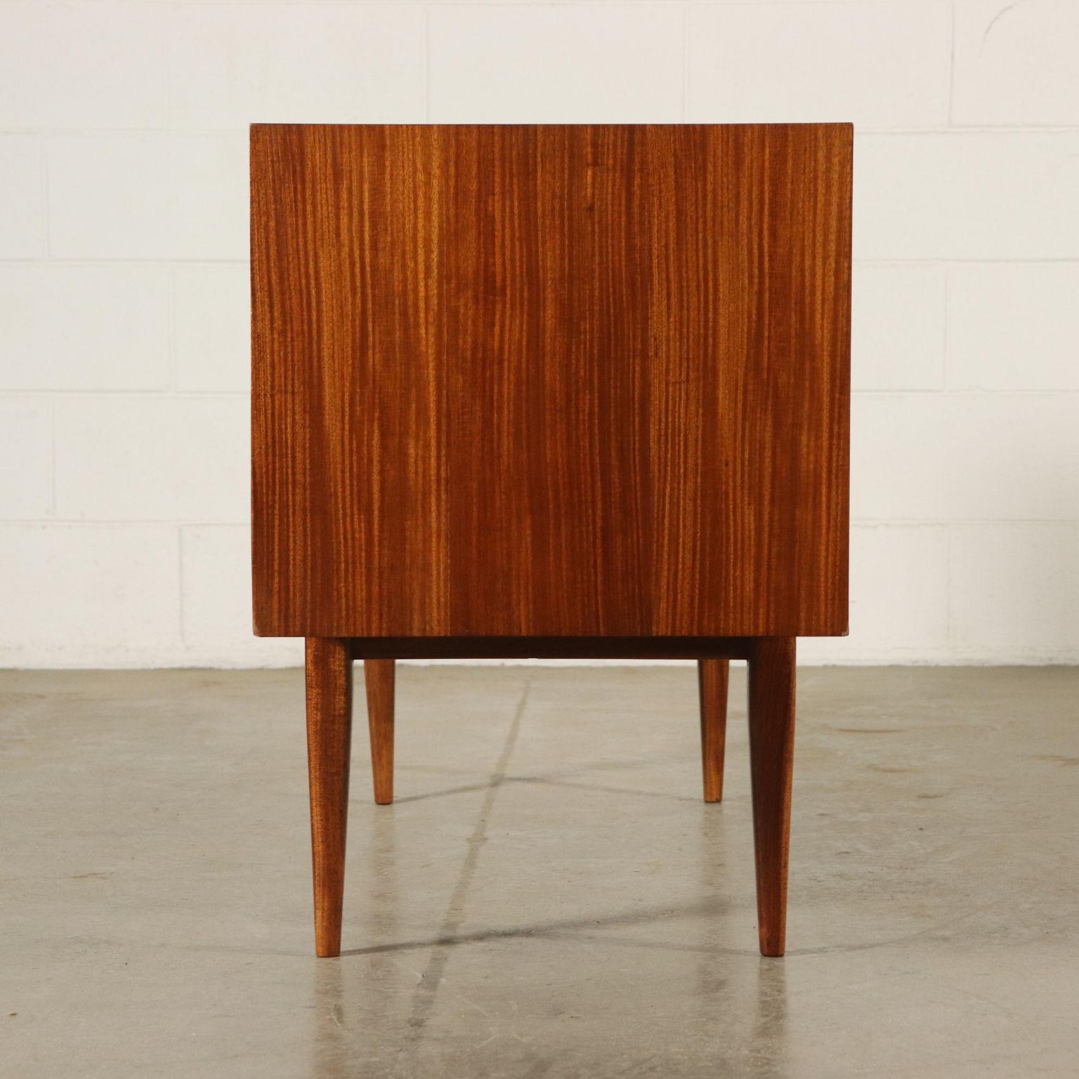 Chest of Drawers Mahogany Veneer Brass Vintage, Italy, 1950s 5