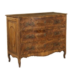 Chest of Drawers Maple Walnut, Italy, First Half of the 1700