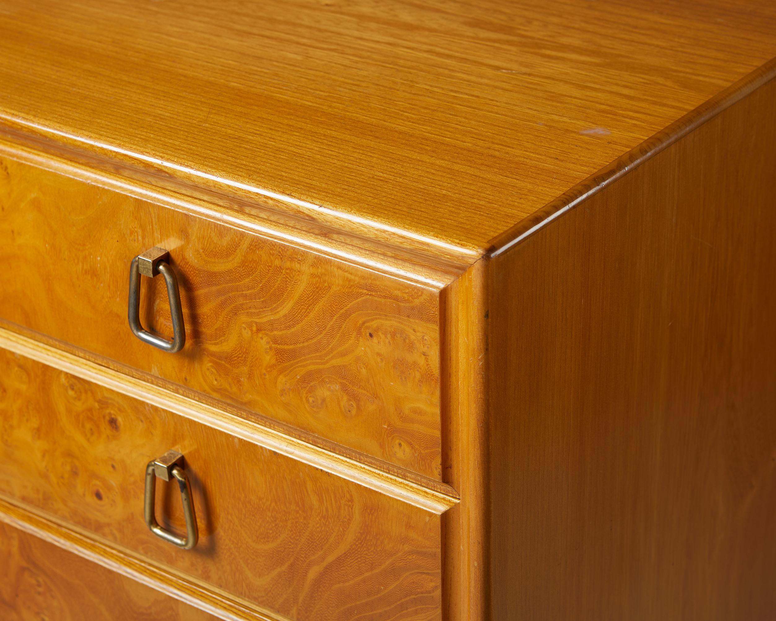 Chest of Drawers Model 146 Designed by Carl-Axel Acking, Sweden 1940s For Sale 2