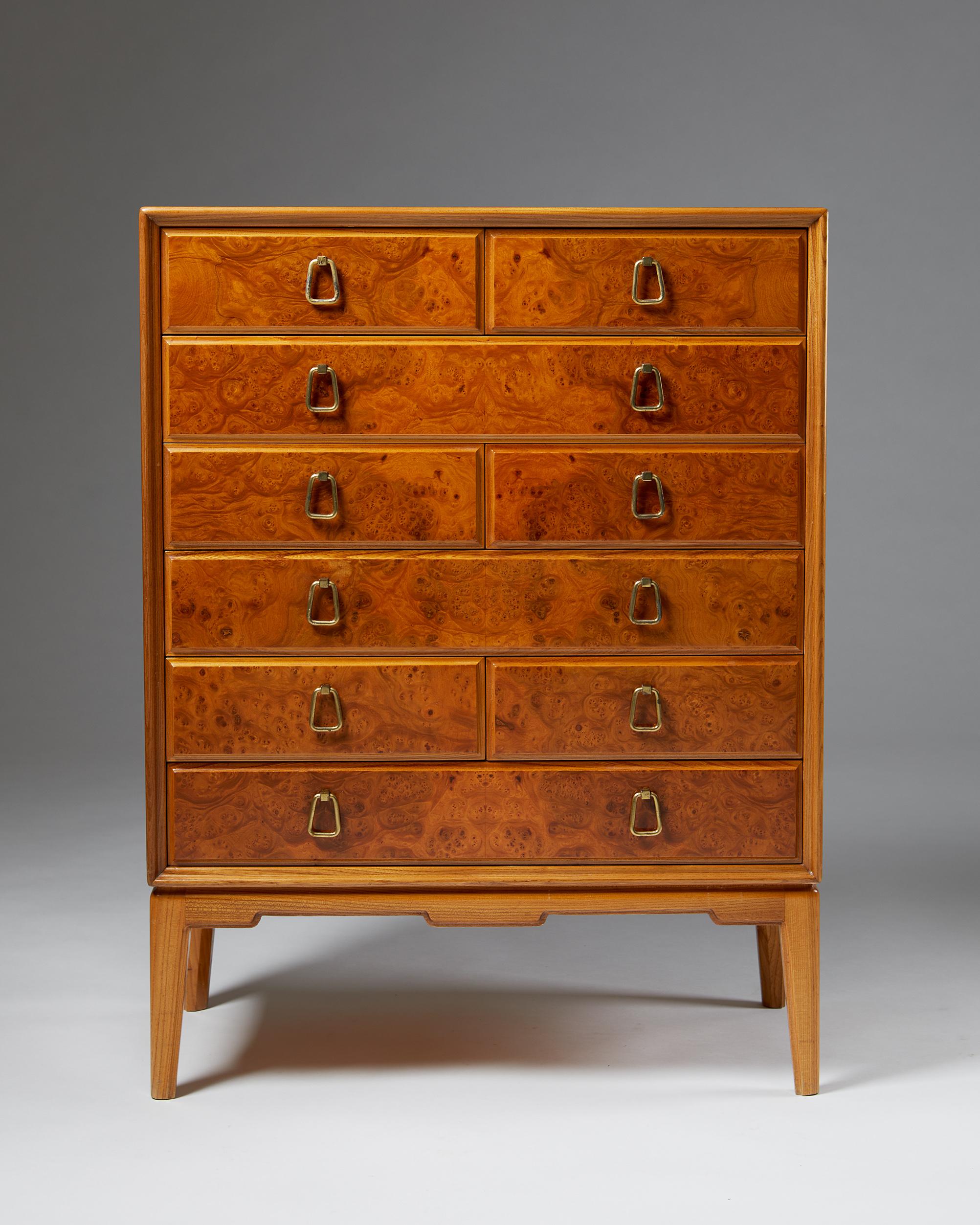 Mid-Century Modern Chest of Drawers Model 146 Designed by Carl-Axel Acking