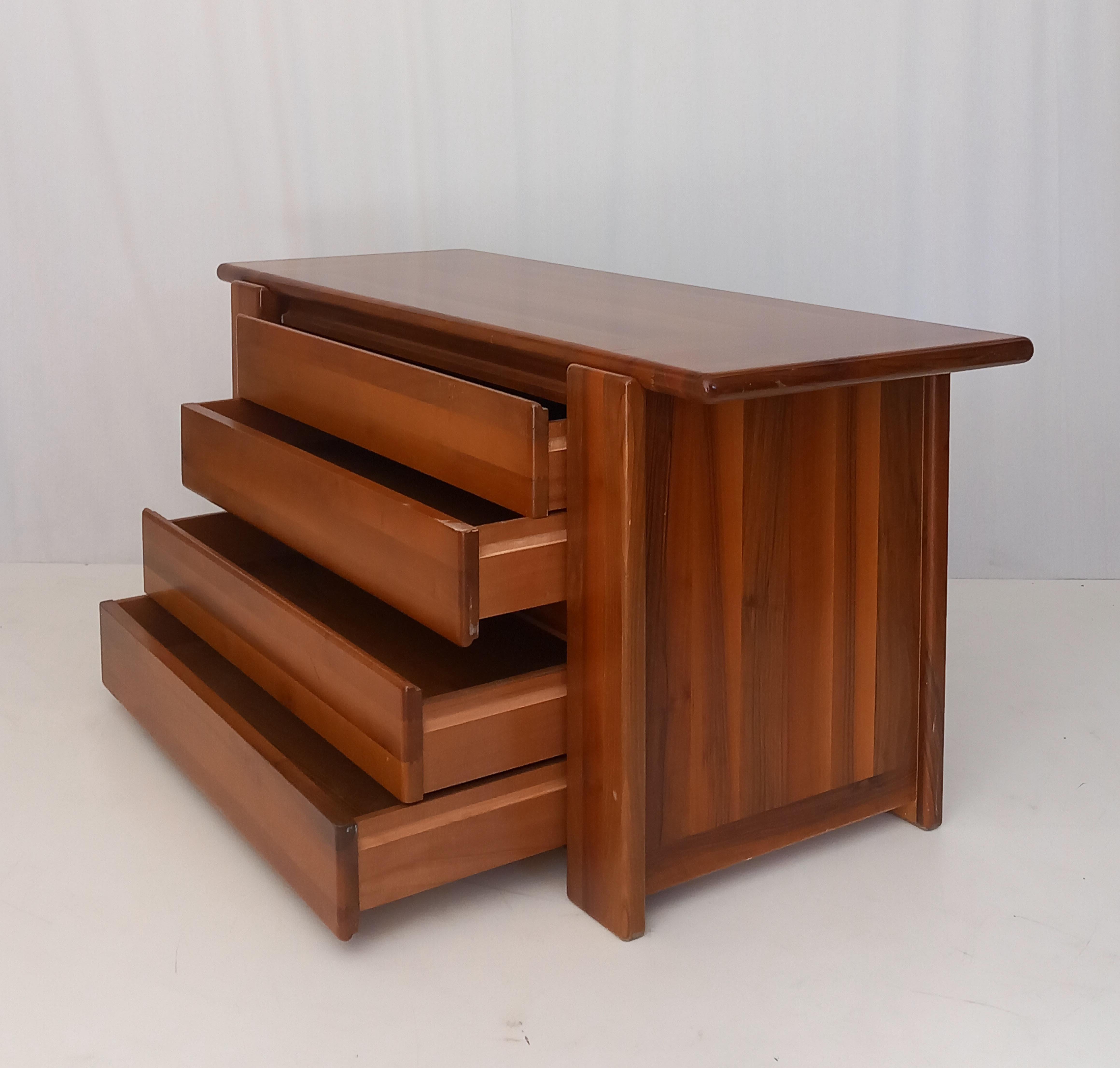 Kommode Modell Sapporo von Mario Marenco für Mobilgirgi, 70er Jahre (Moderne der Mitte des Jahrhunderts) im Angebot