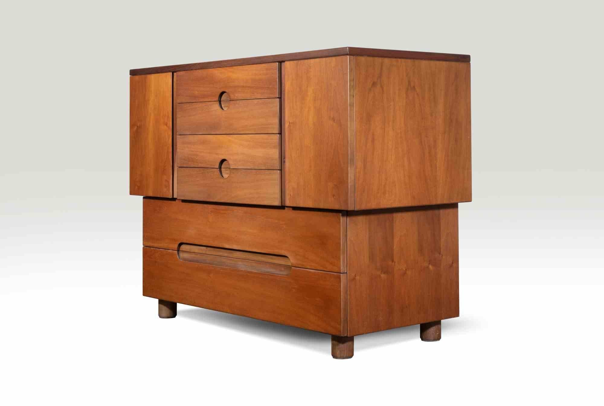 Chest of drawers model 