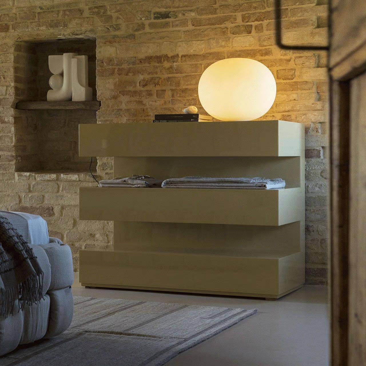 Wood Chest of Drawers Mogg AND – Glossy Lacquered For Sale