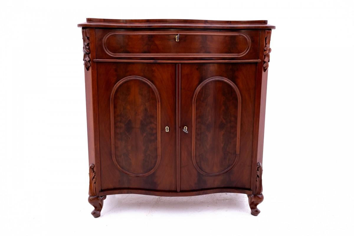 Chest of drawers, Northern Europe, circa 1860. After renovation. 5