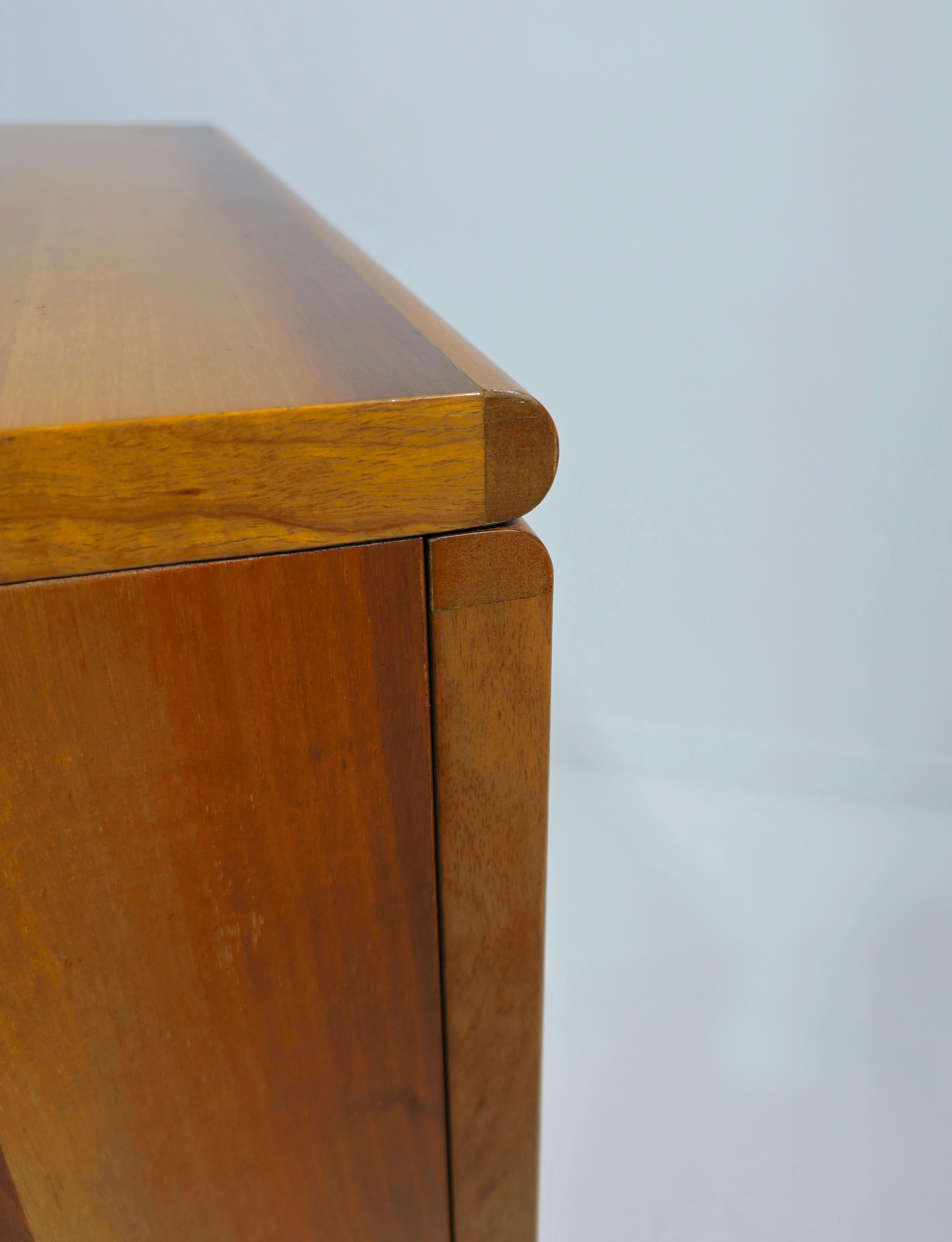 Kommode Olivetti Synthesis Line von Ettore Sottsass Mid-Century Italien 80 (20. Jahrhundert) im Angebot